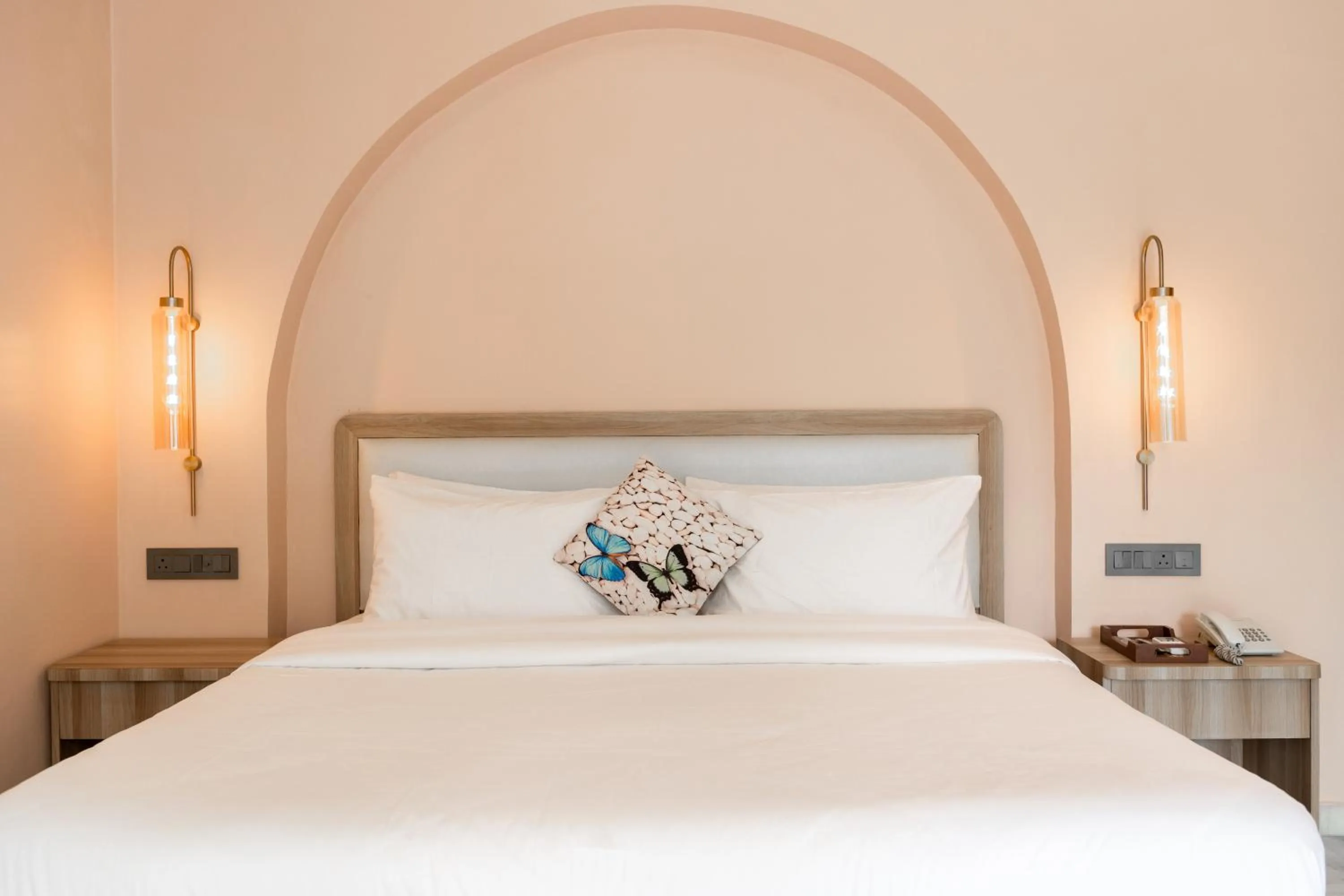 Bed in Girisadan - A City Centre Boutique Hotel