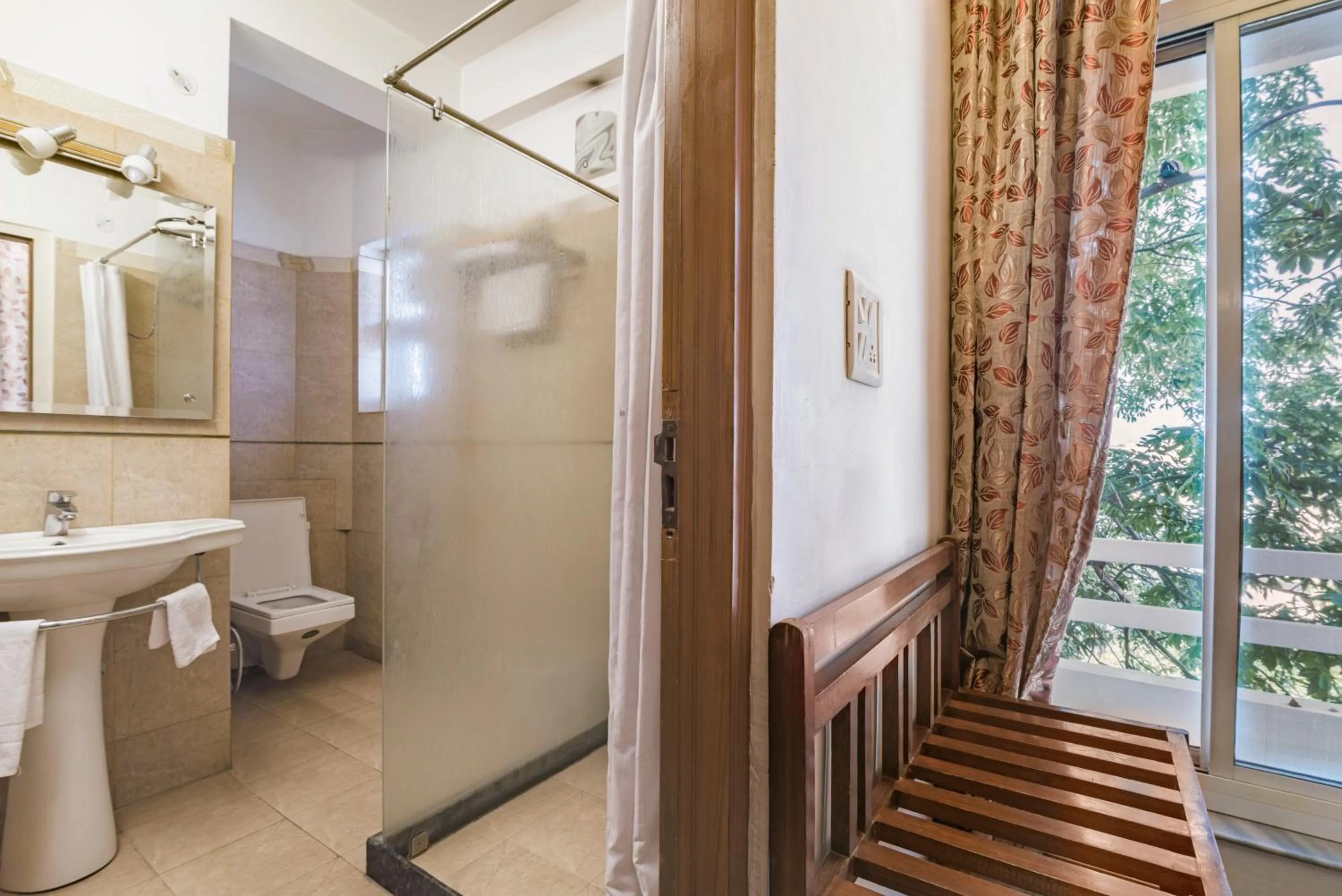 Bathroom in Girisadan - A City Centre Boutique Hotel