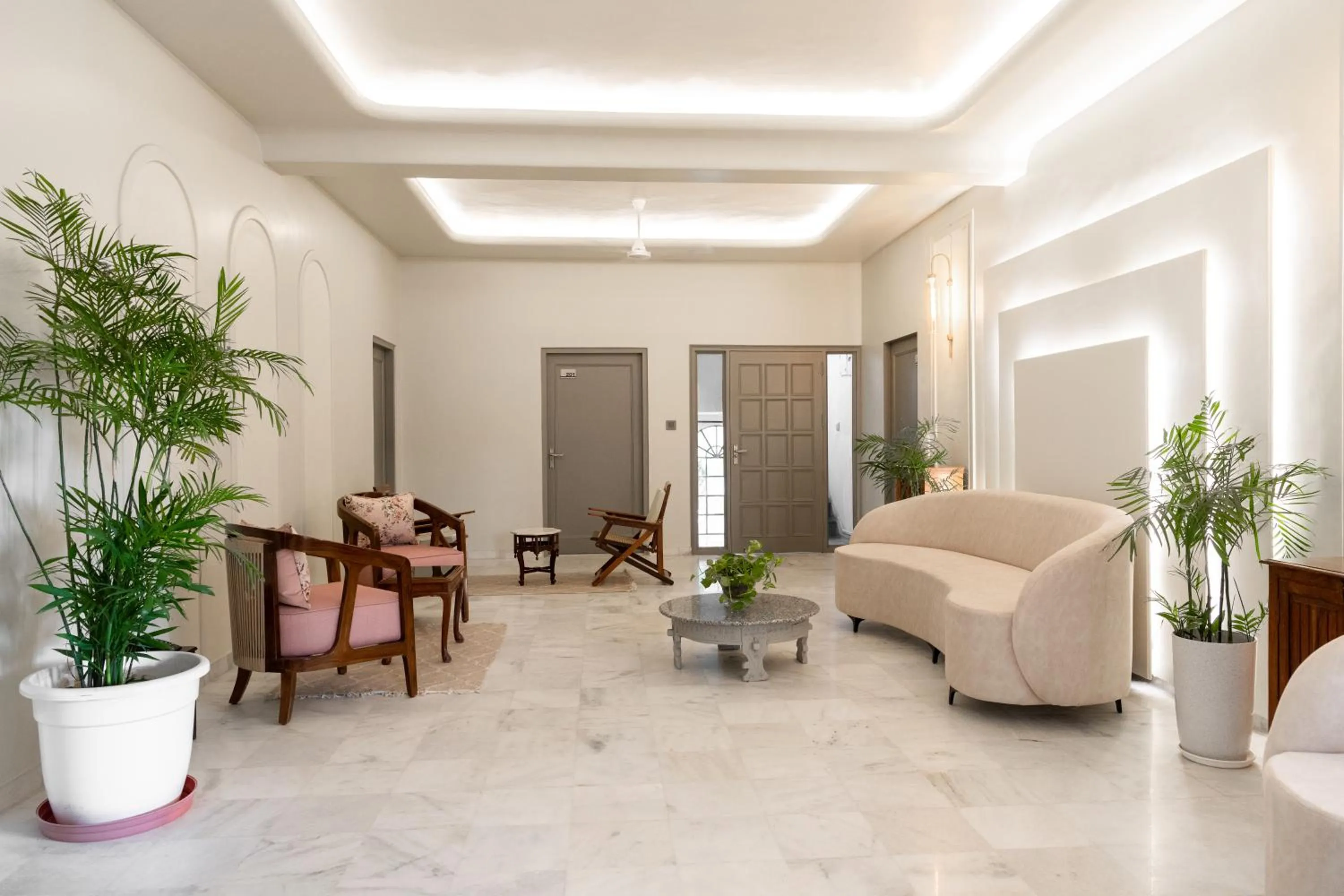 Lobby or reception in Girisadan - A City Centre Boutique Hotel