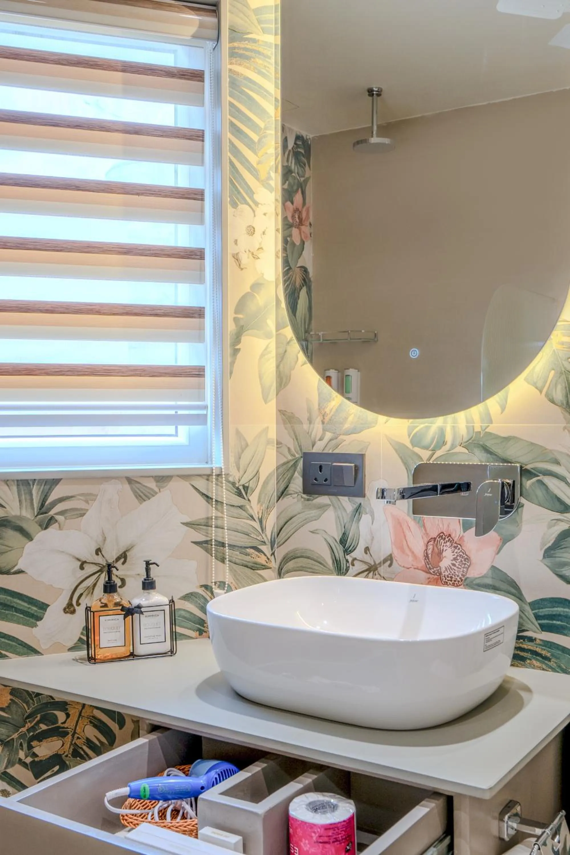 Bathroom in Girisadan - A City Centre Boutique Hotel