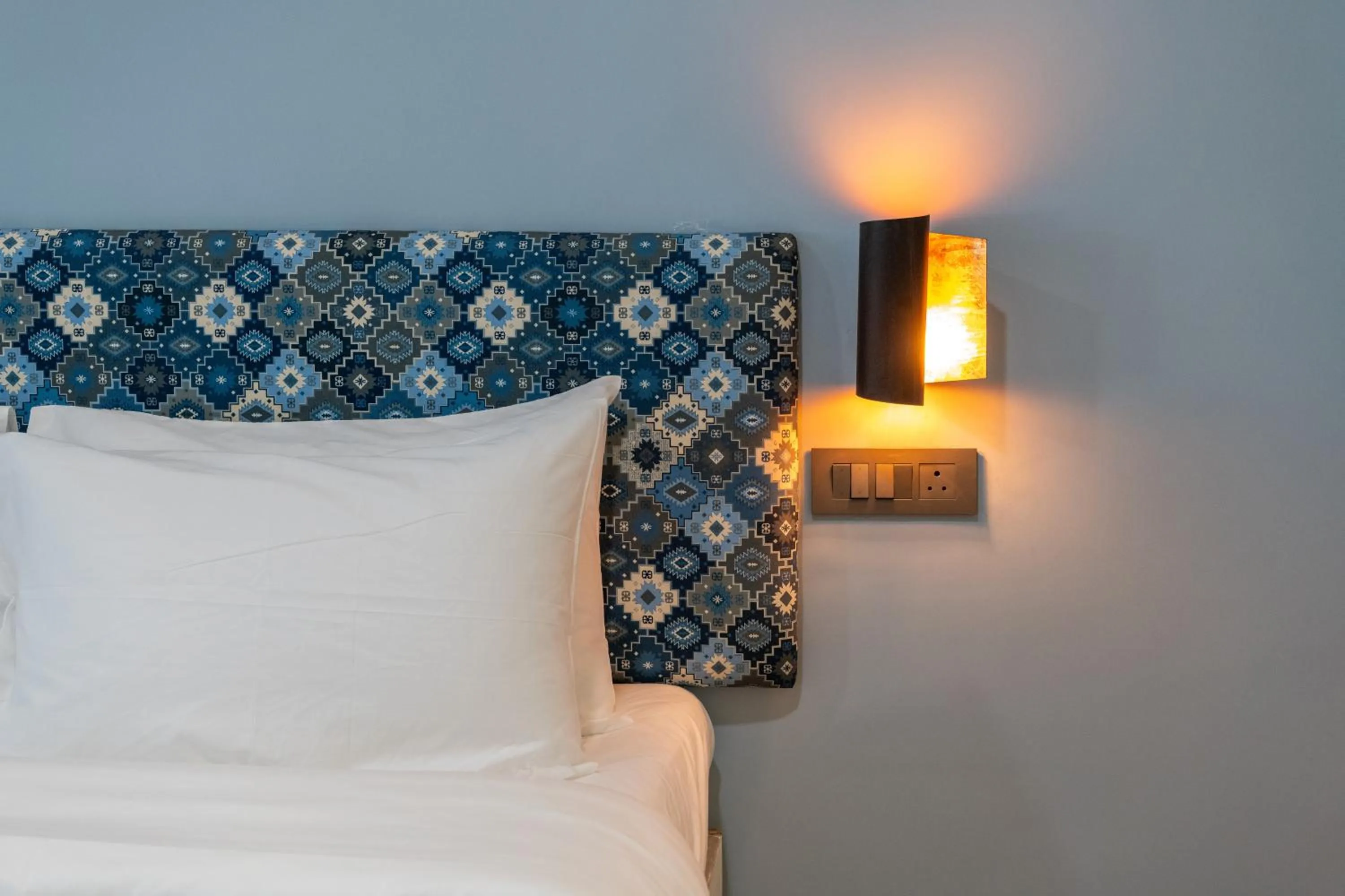 Bed in Girisadan - A City Centre Boutique Hotel