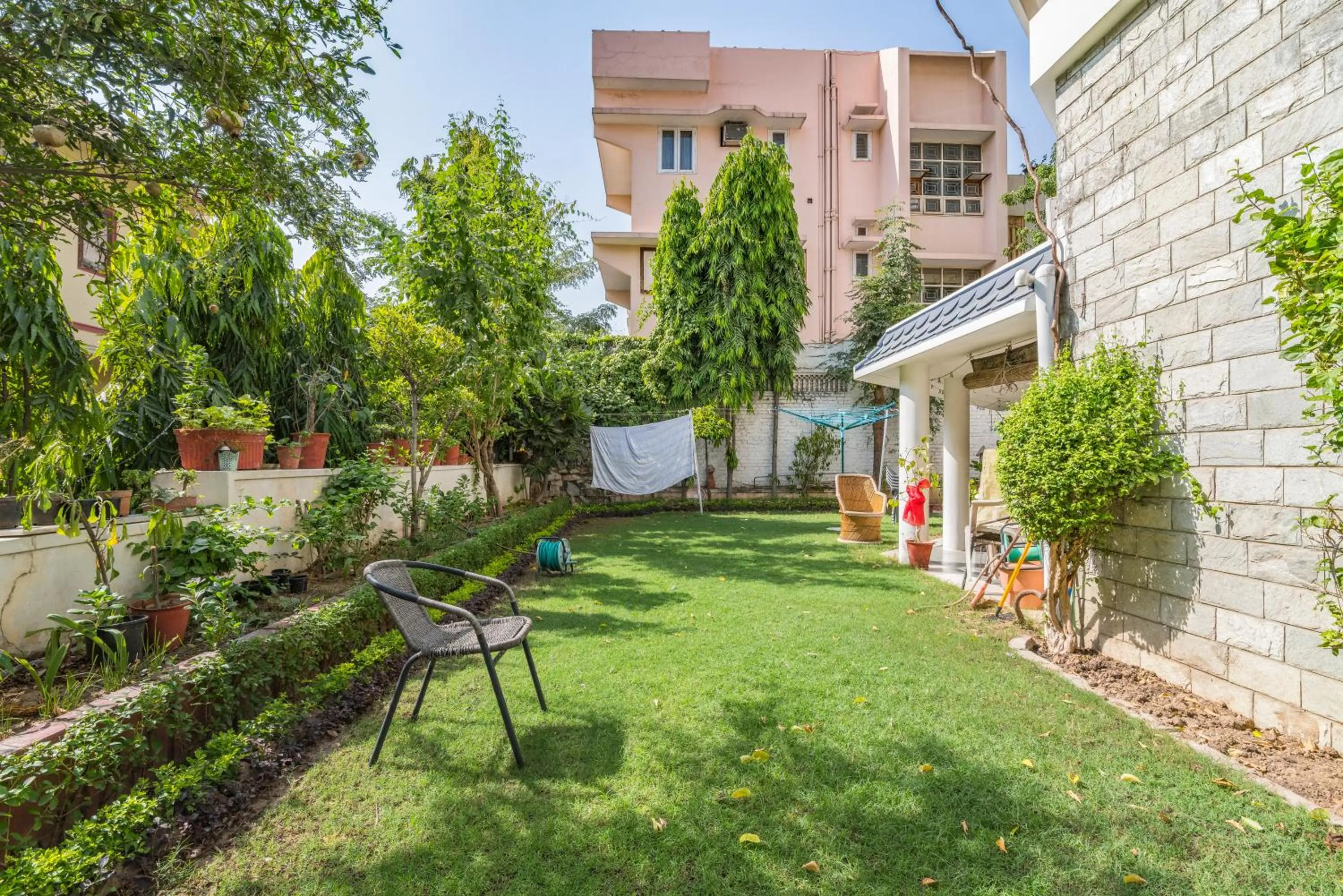 Garden in Girisadan - A City Centre Boutique Hotel