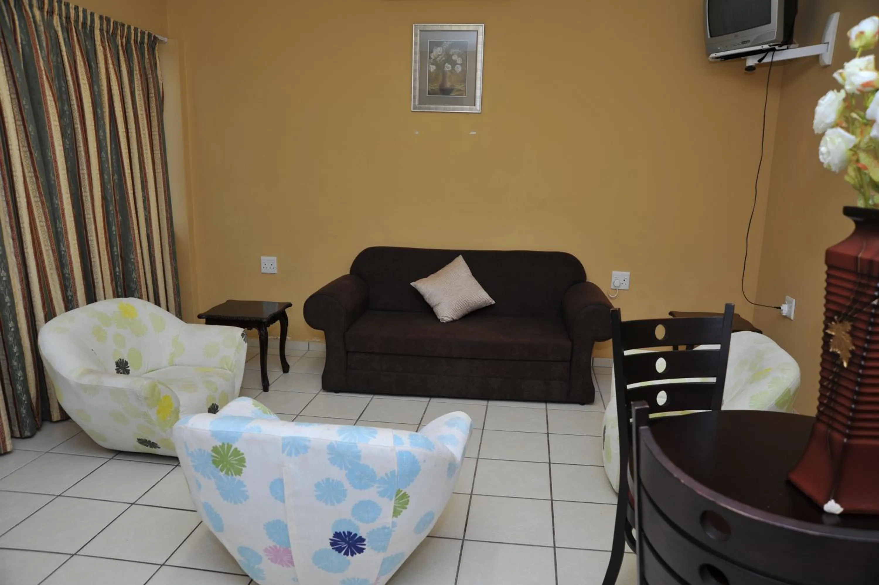 Seating area in The Norwegian Lodge