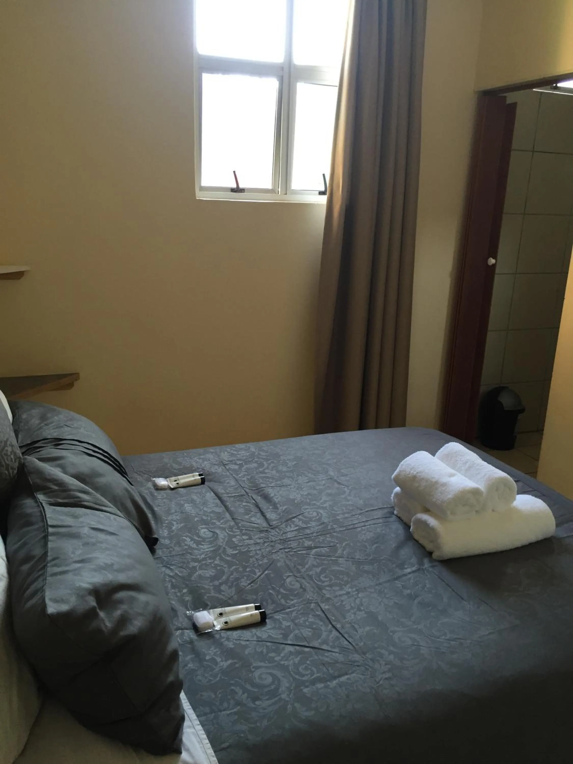 Bedroom, Bed in The Norwegian Lodge