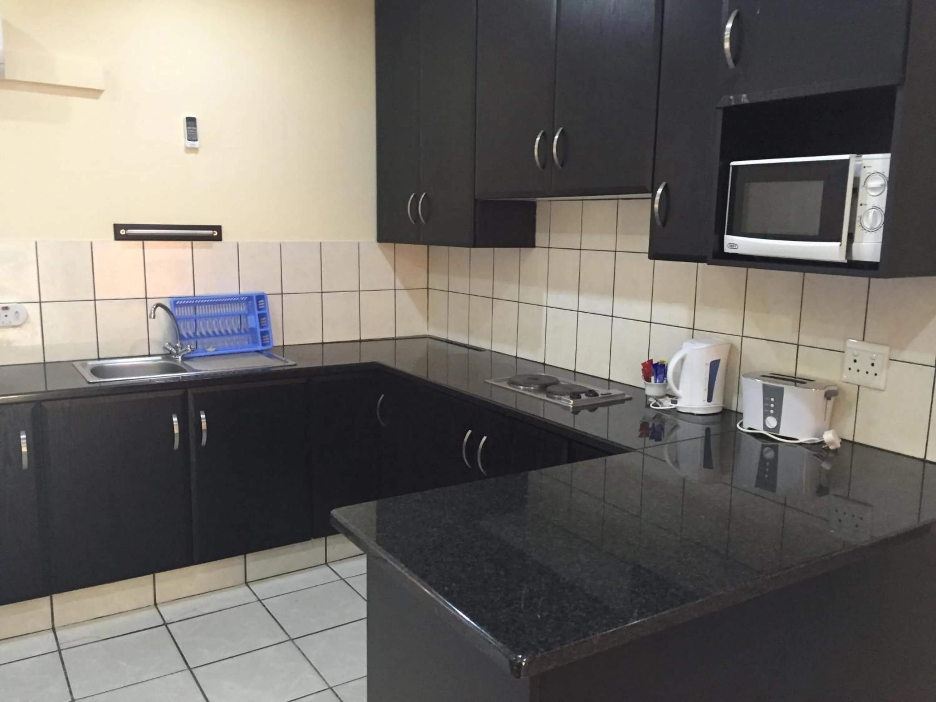 Kitchen or kitchenette in The Norwegian Lodge