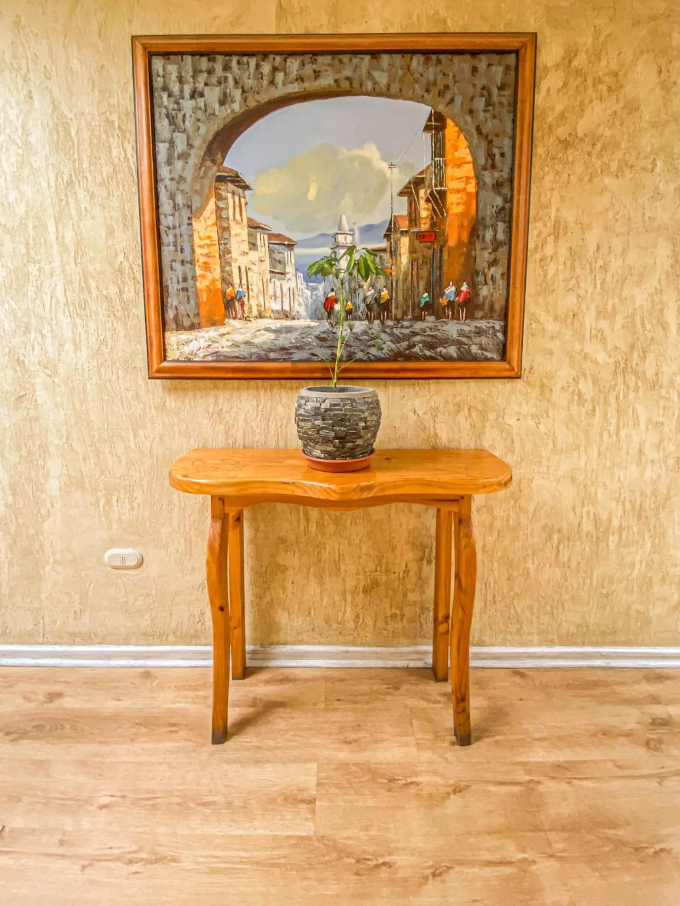 Decorative detail in Hotel Londres La Serena