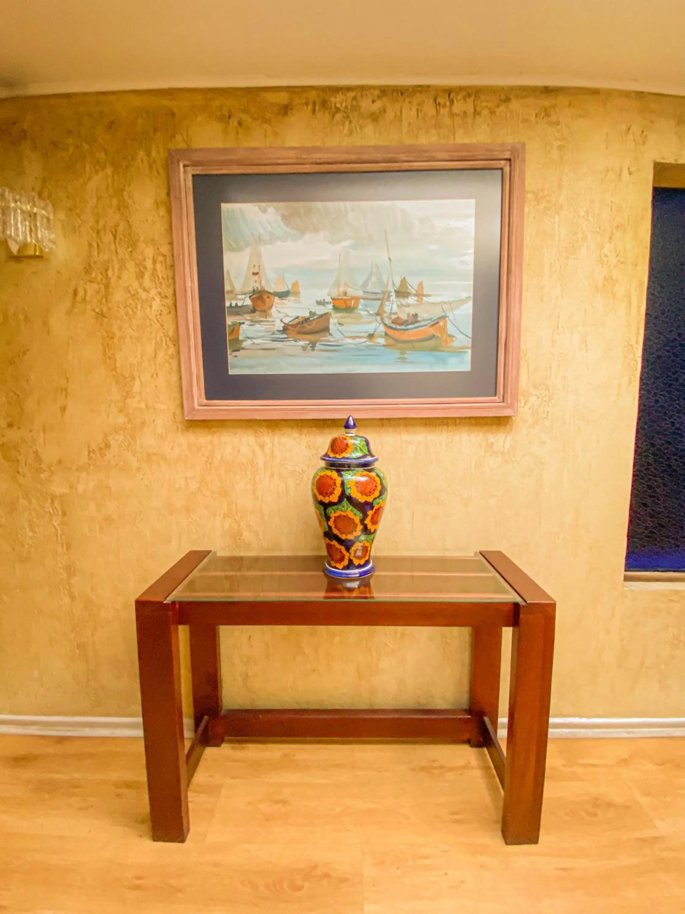 Decorative detail in Hotel Londres La Serena