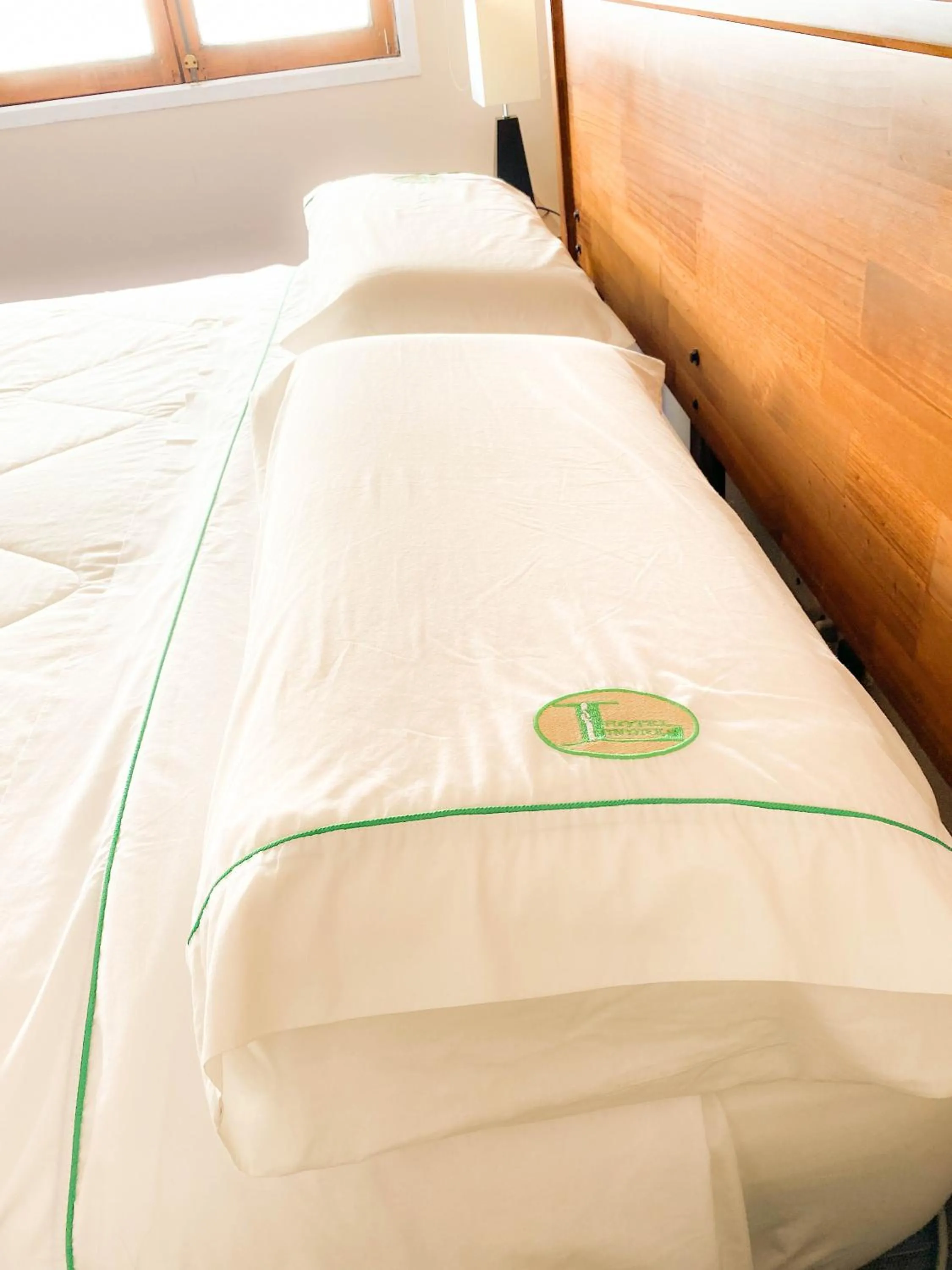 Bed in Hotel Londres La Serena
