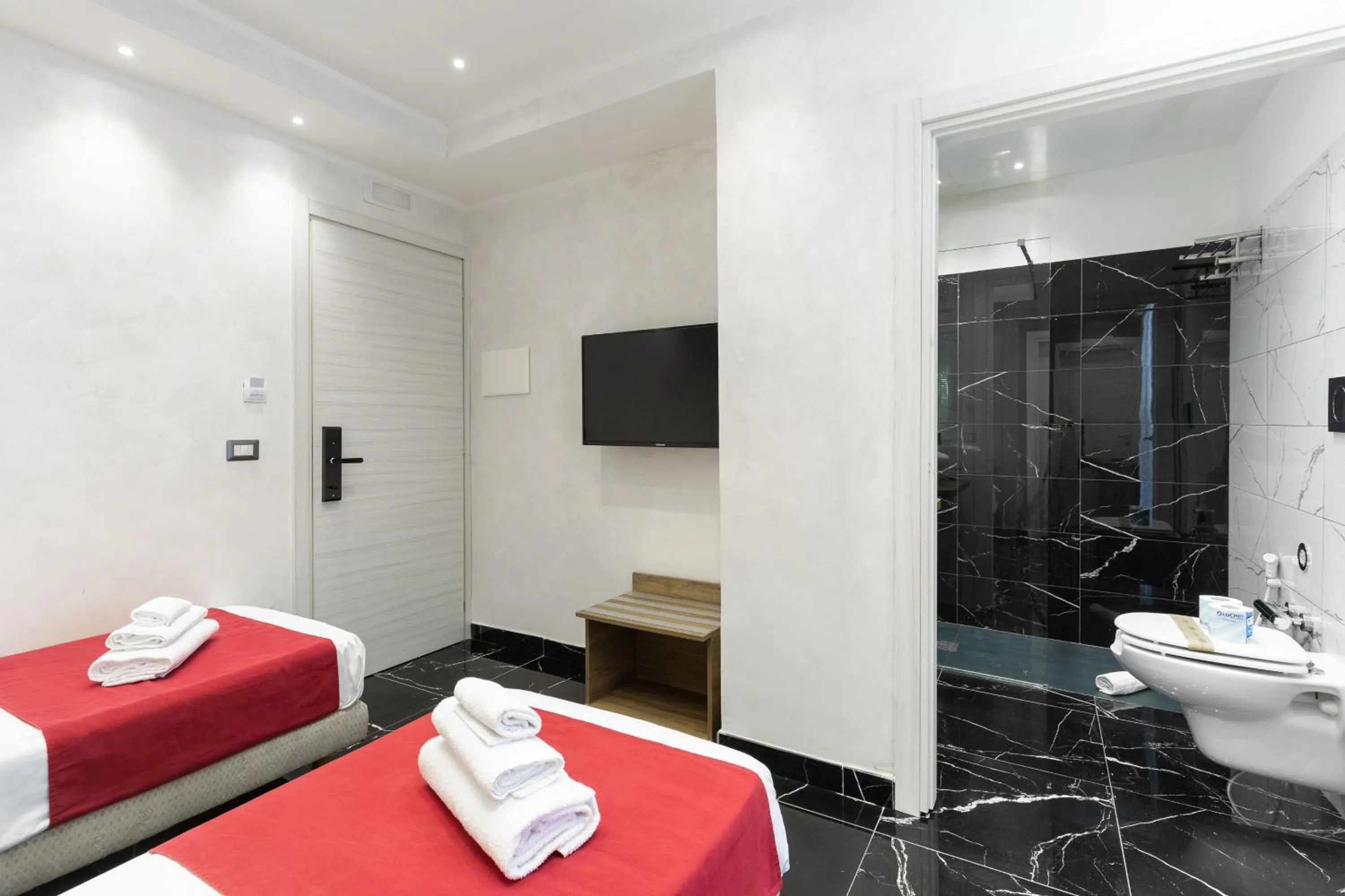 Bed in Hotel Bella Napoli