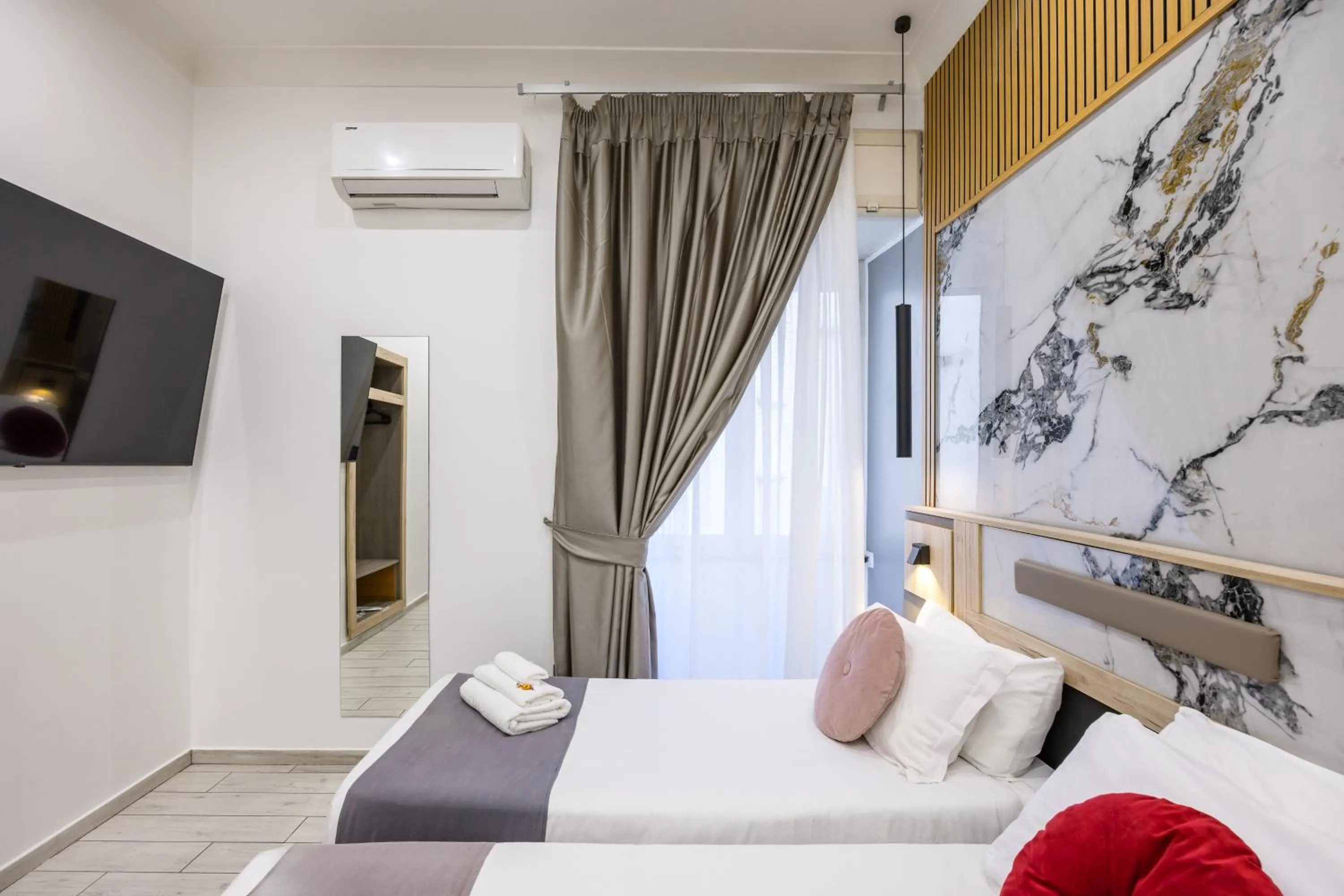 Bed in Hotel Bella Napoli