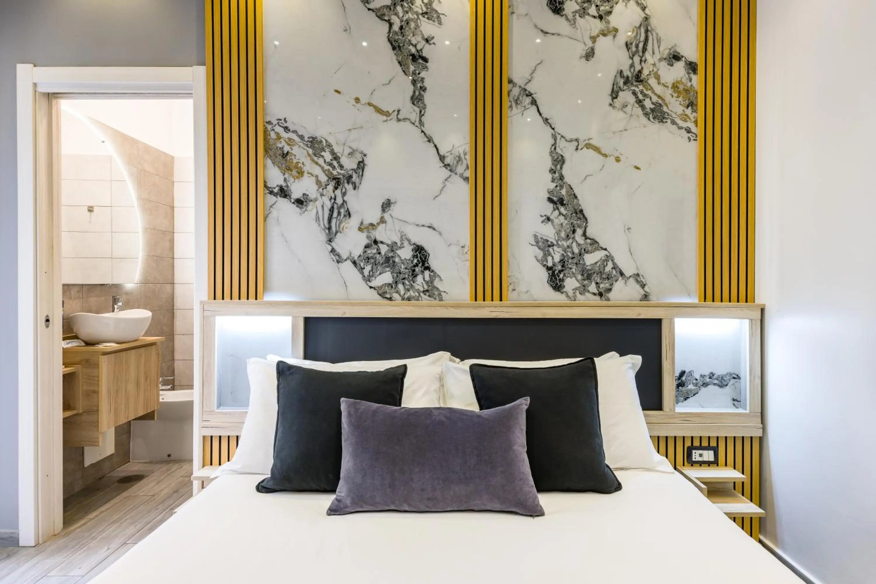 Bed in Hotel Bella Napoli