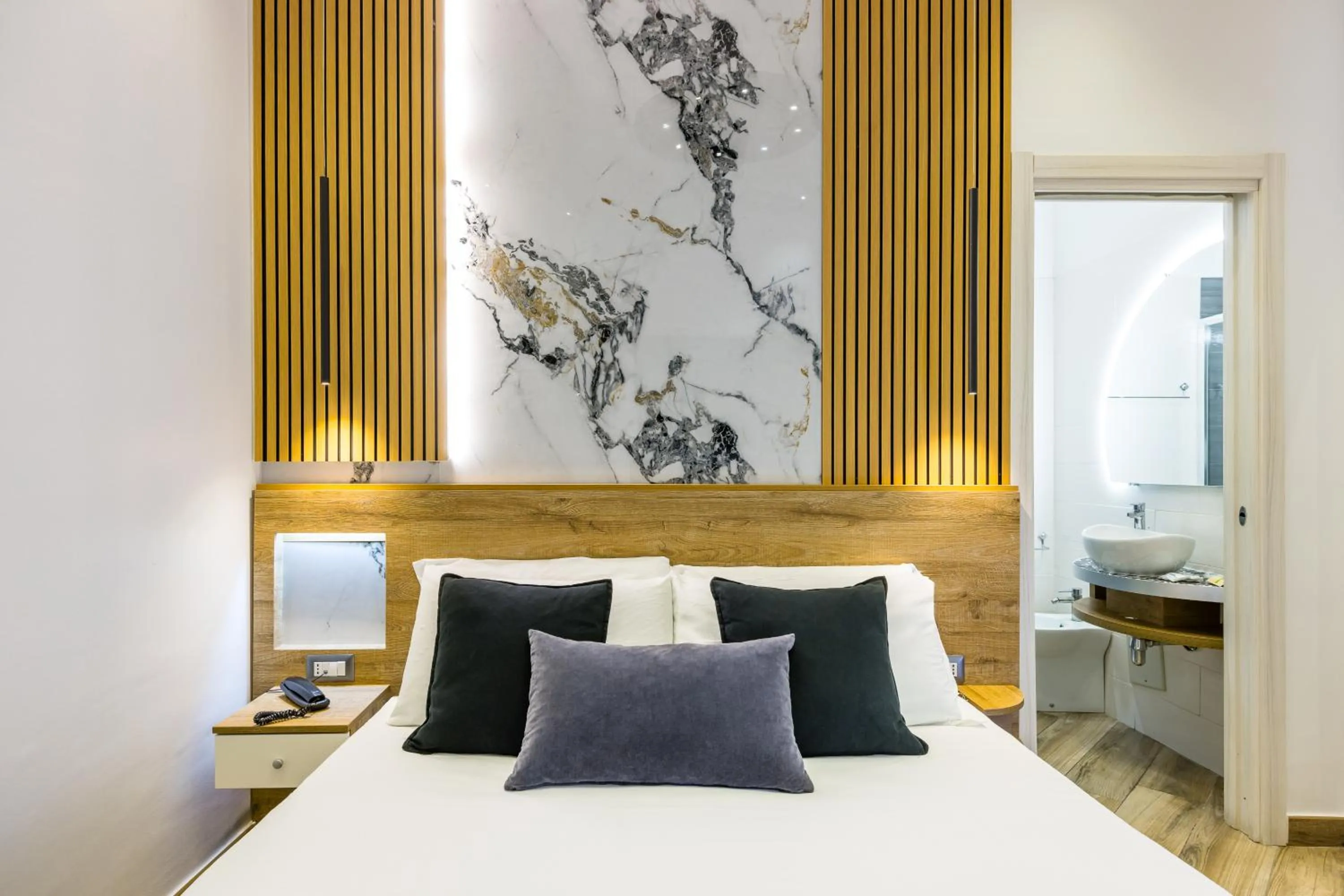 Bed in Hotel Bella Napoli