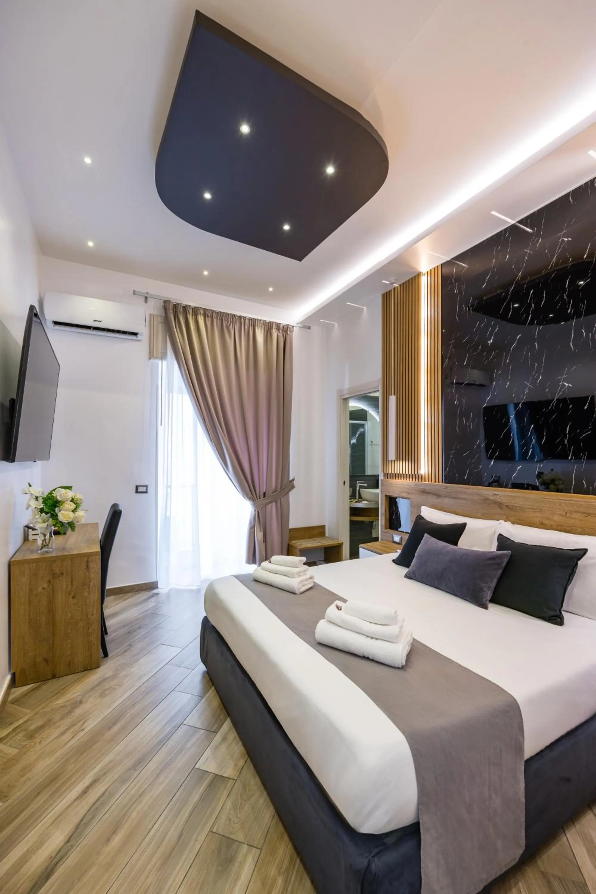 Bed in Hotel Bella Napoli