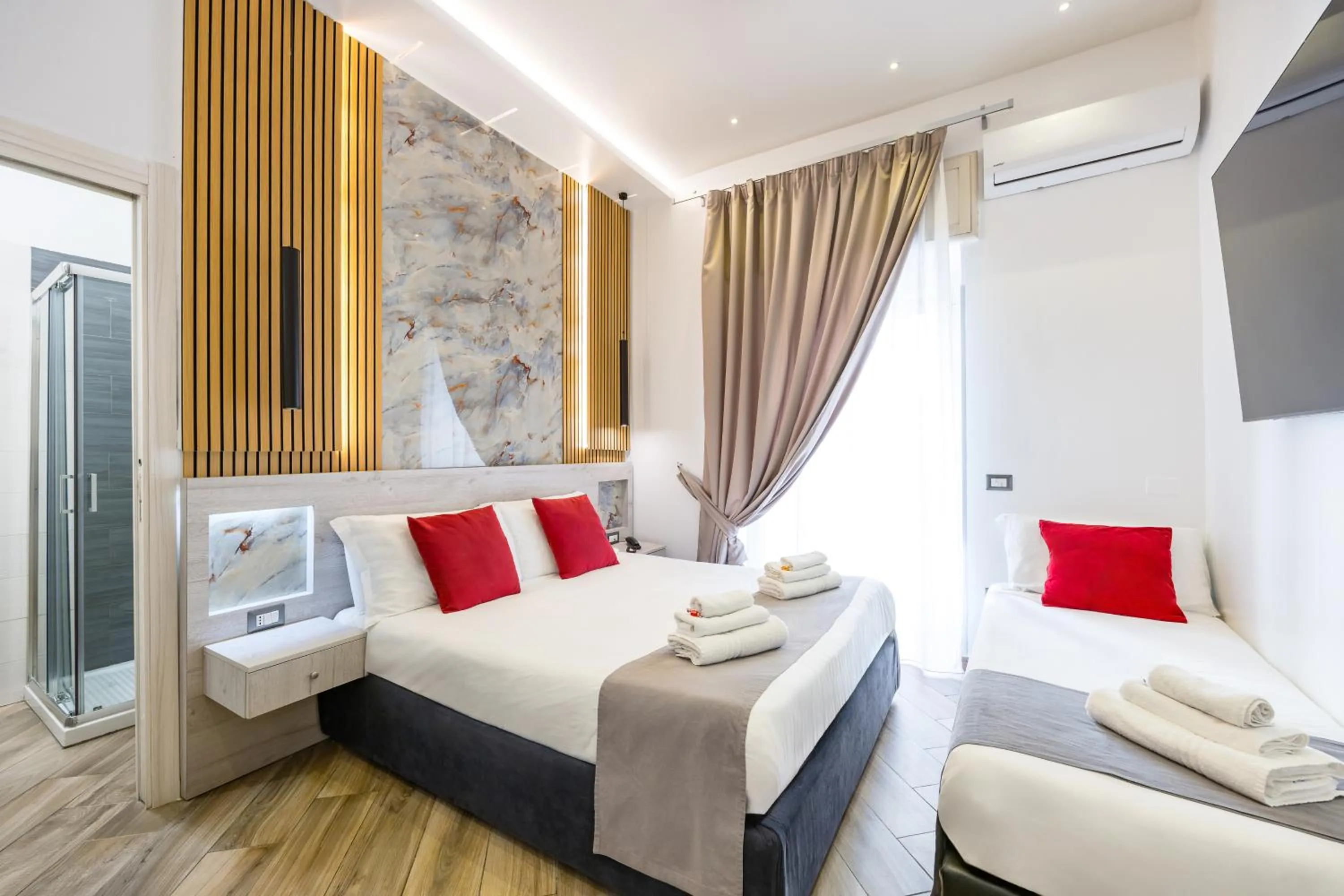 Bed in Hotel Bella Napoli