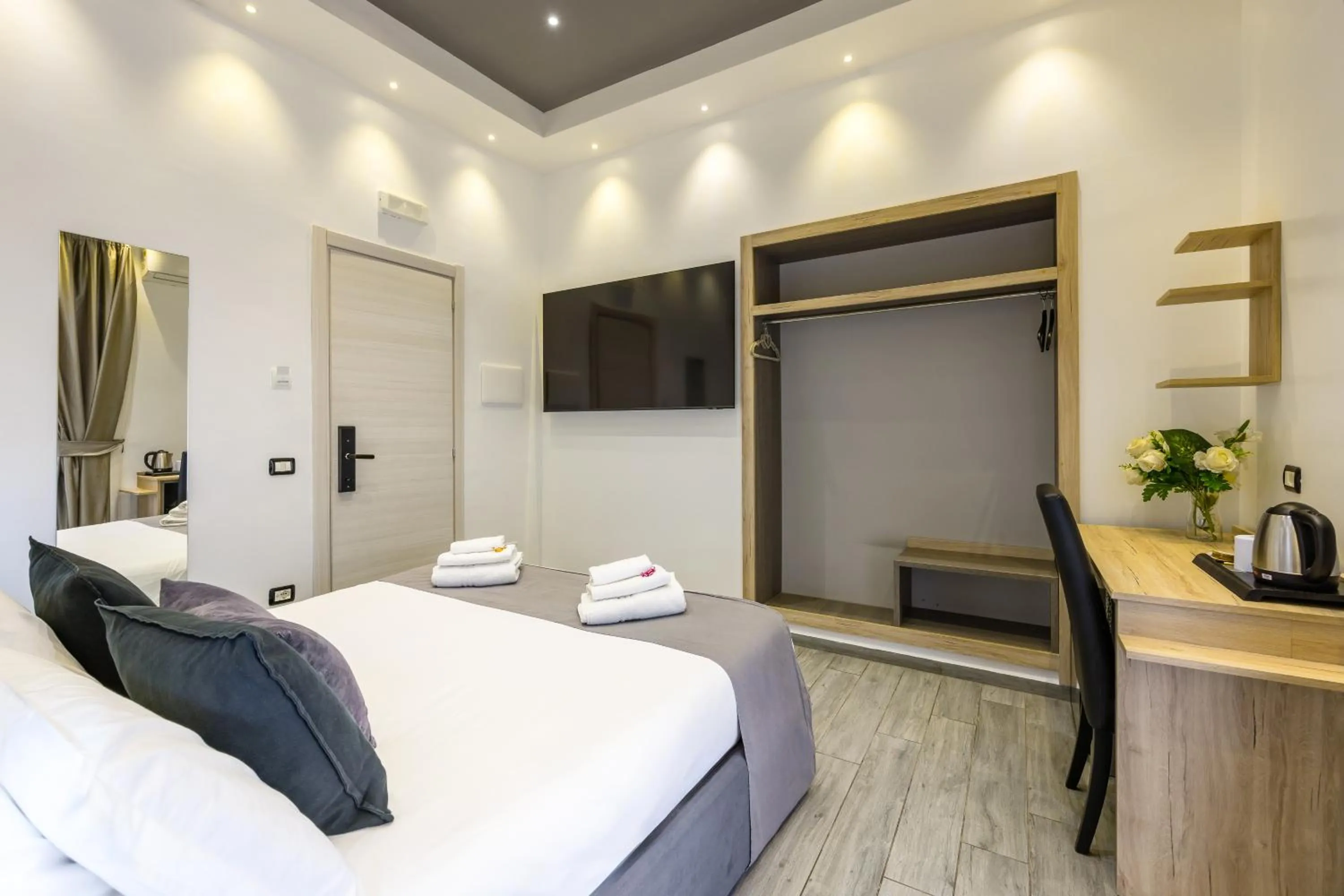 Bed in Hotel Bella Napoli