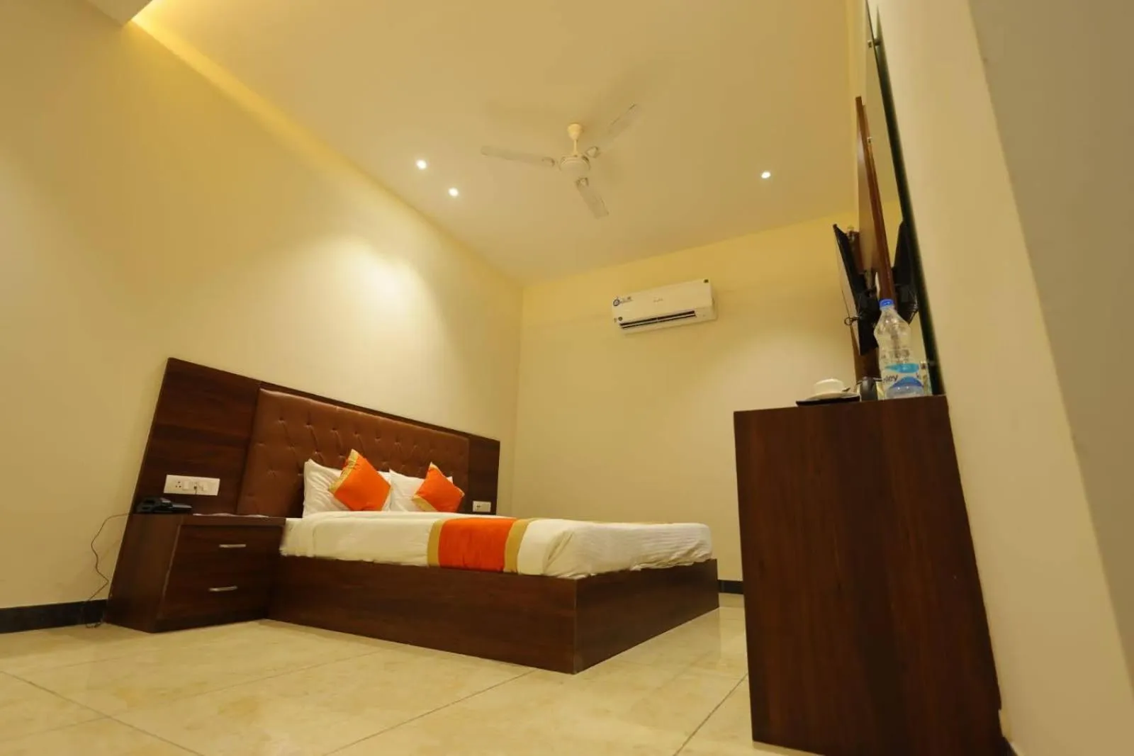 Bed in The Grand Tree Hotel