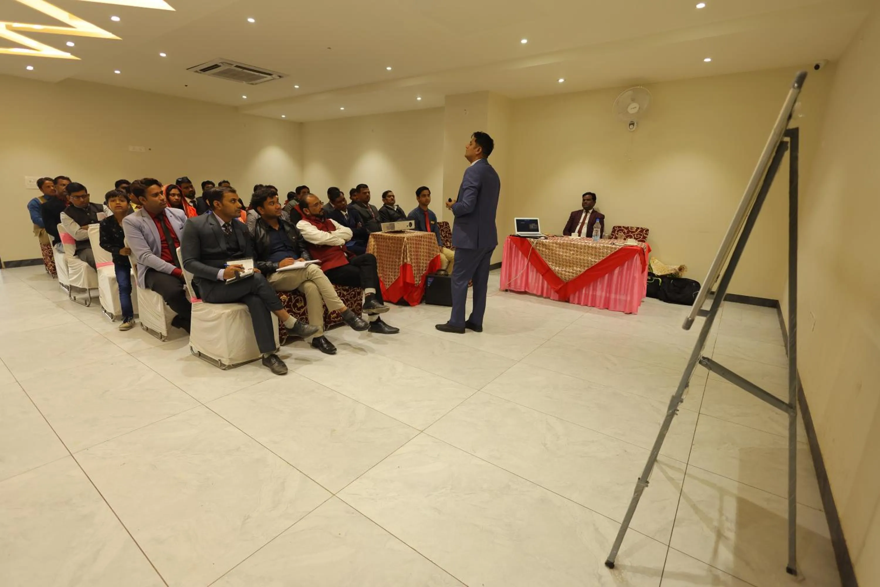 Restaurant/places to eat in The Grand Tree Hotel