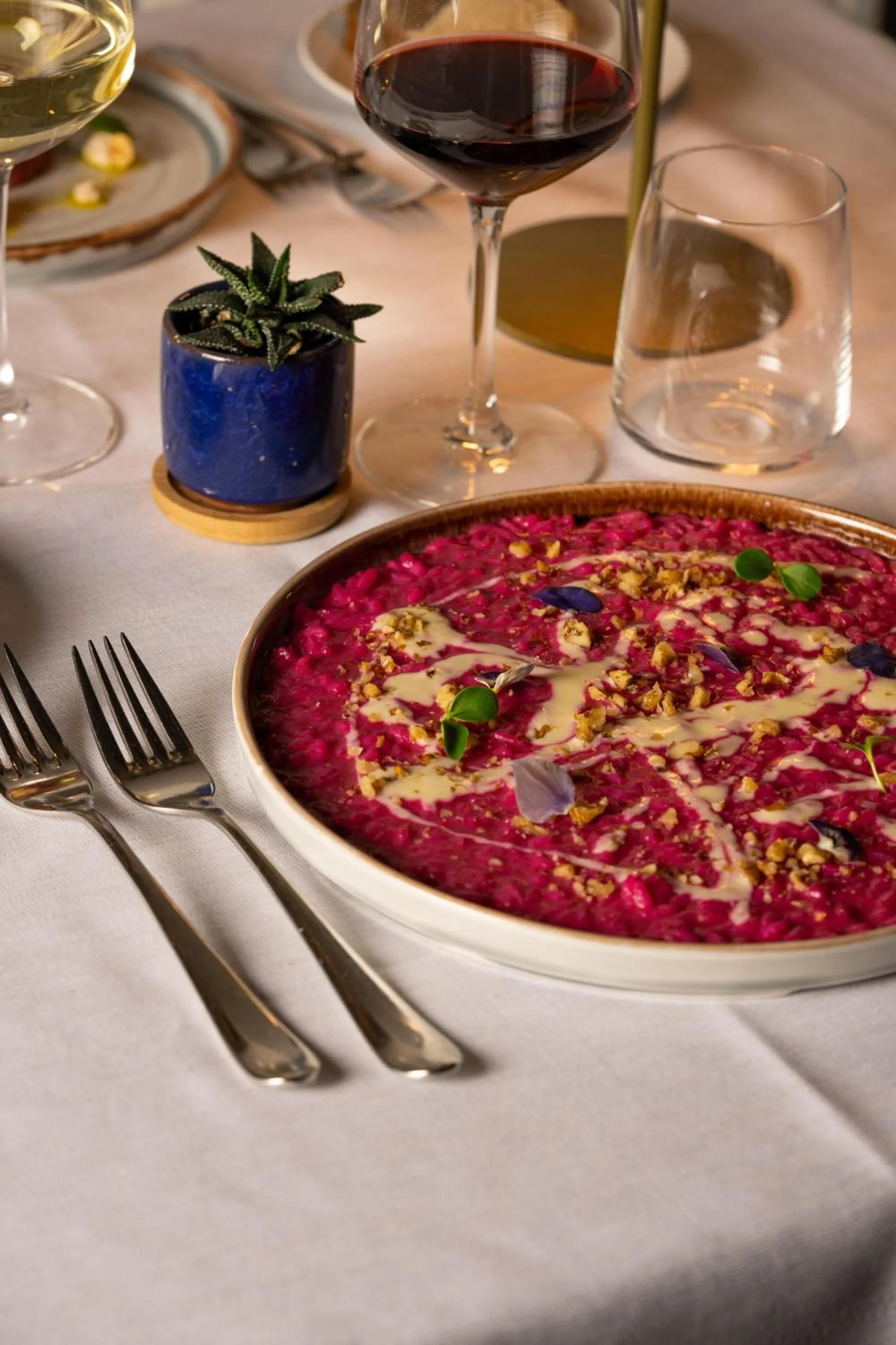 Restaurant/places to eat in Rivoli Boutique Hotel