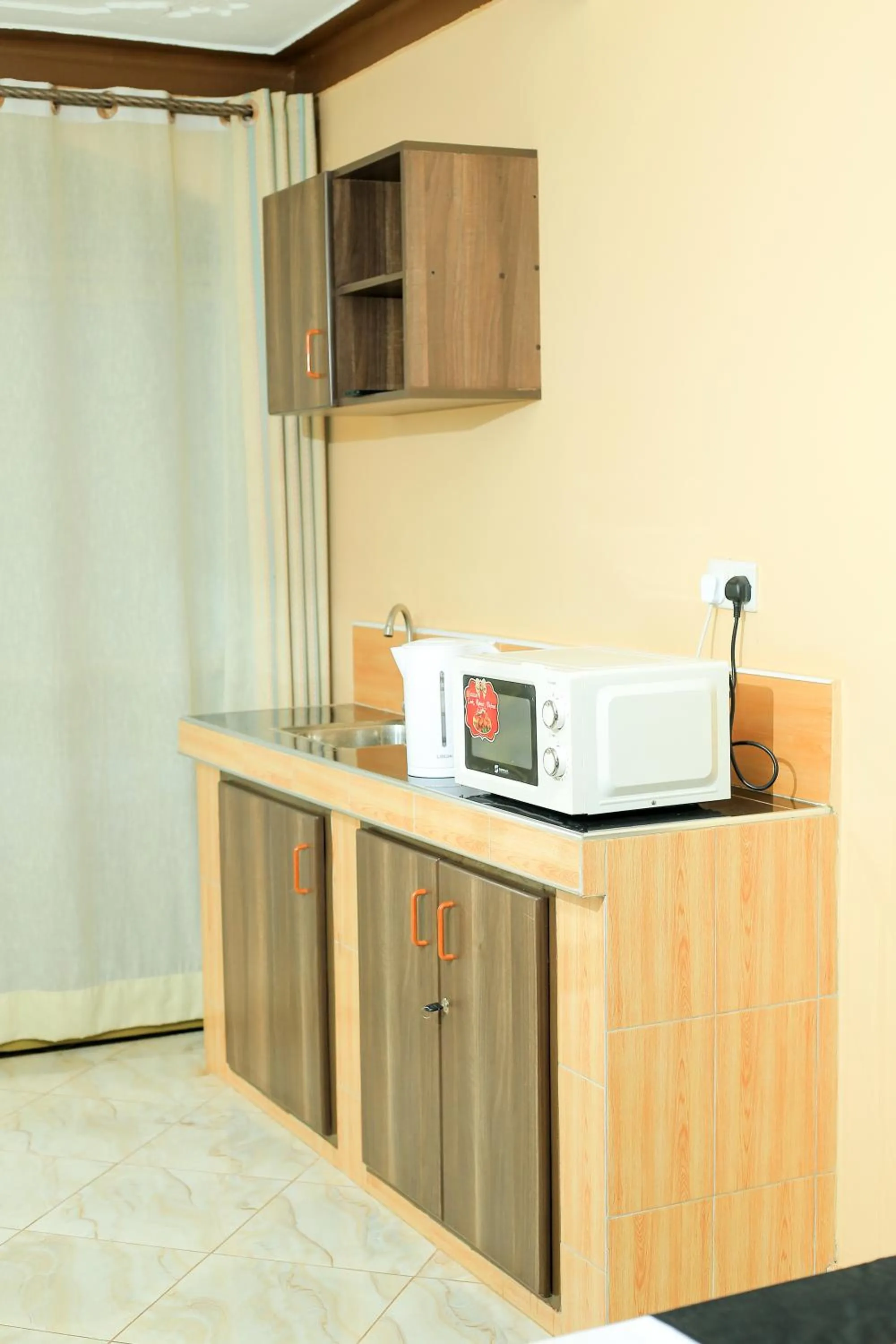 Kitchen or kitchenette in Triple Tee Gardens & Accomodation