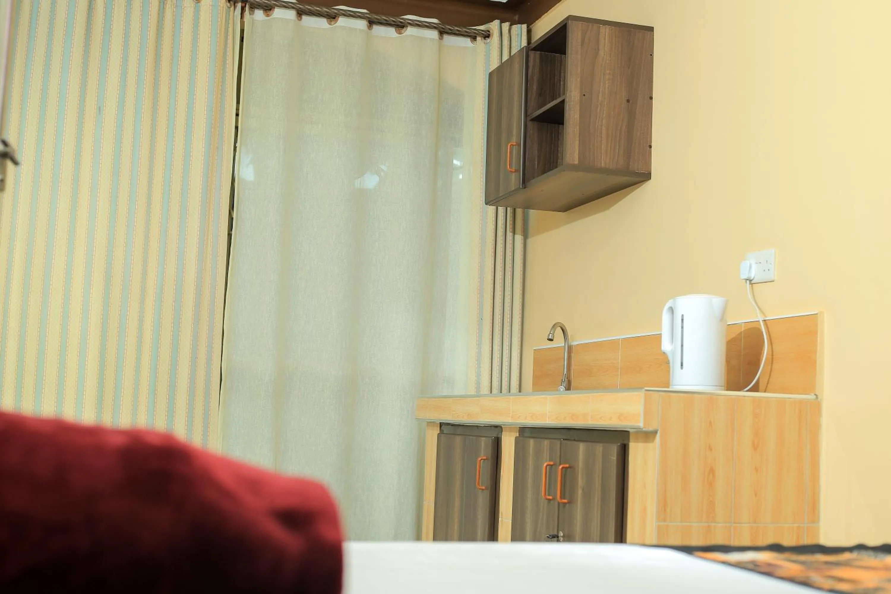 Kitchen or kitchenette in Triple Tee Gardens & Accomodation