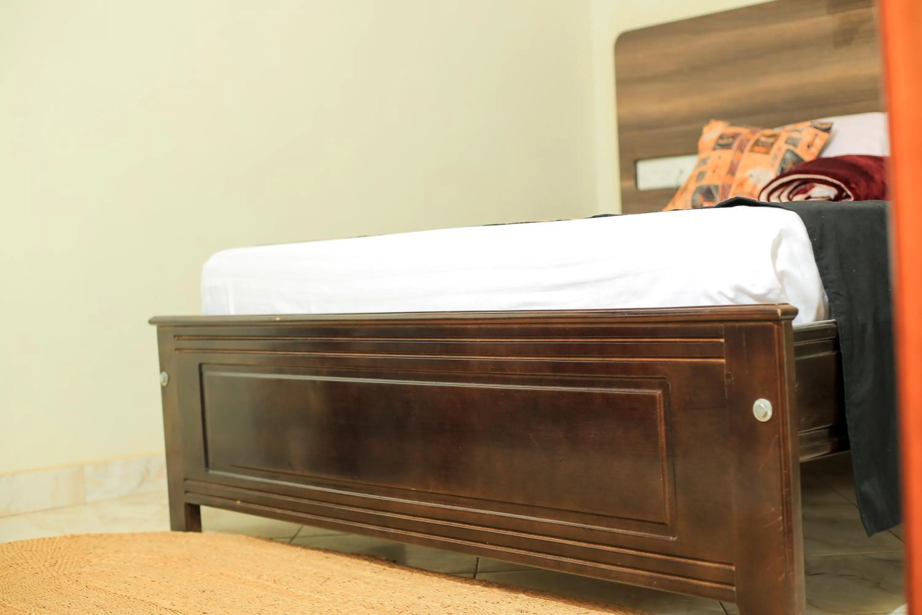 Bed in Triple Tee Gardens & Accomodation