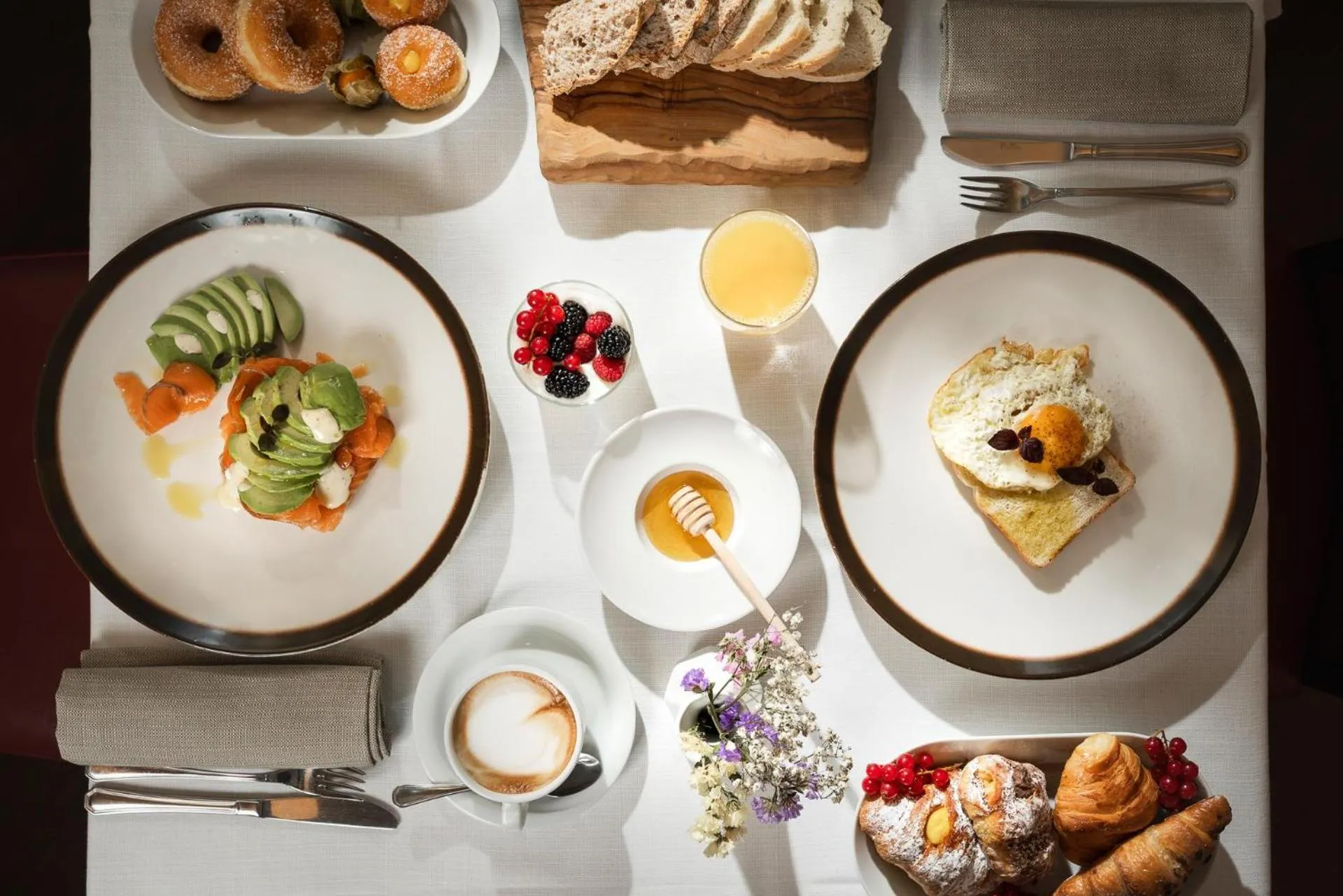 Restaurant/places to eat in Grand Hotel Adriatico