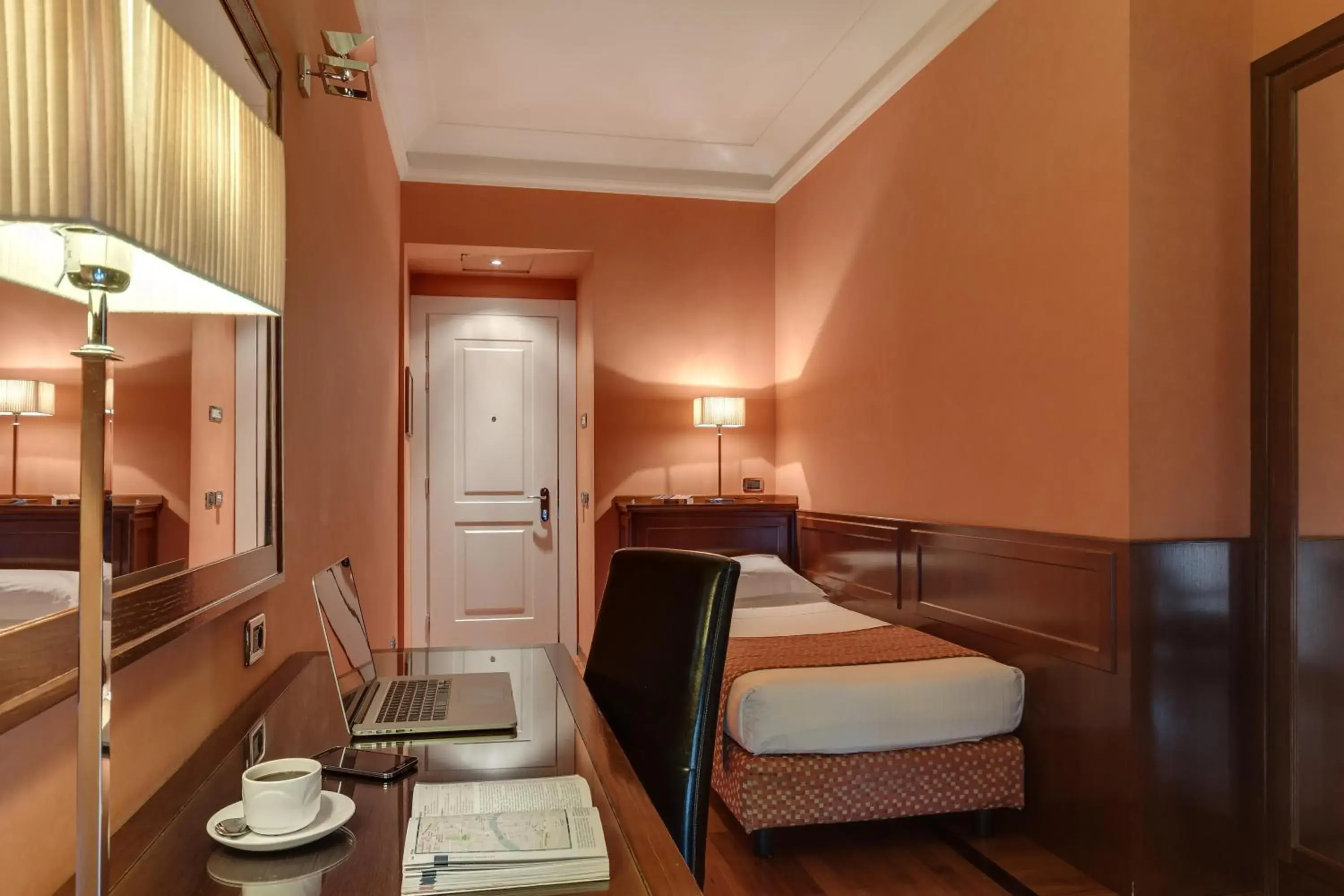 Classic Single Room in Grand Hotel Adriatico Classic Single Room in Grand Hotel Adriatico
