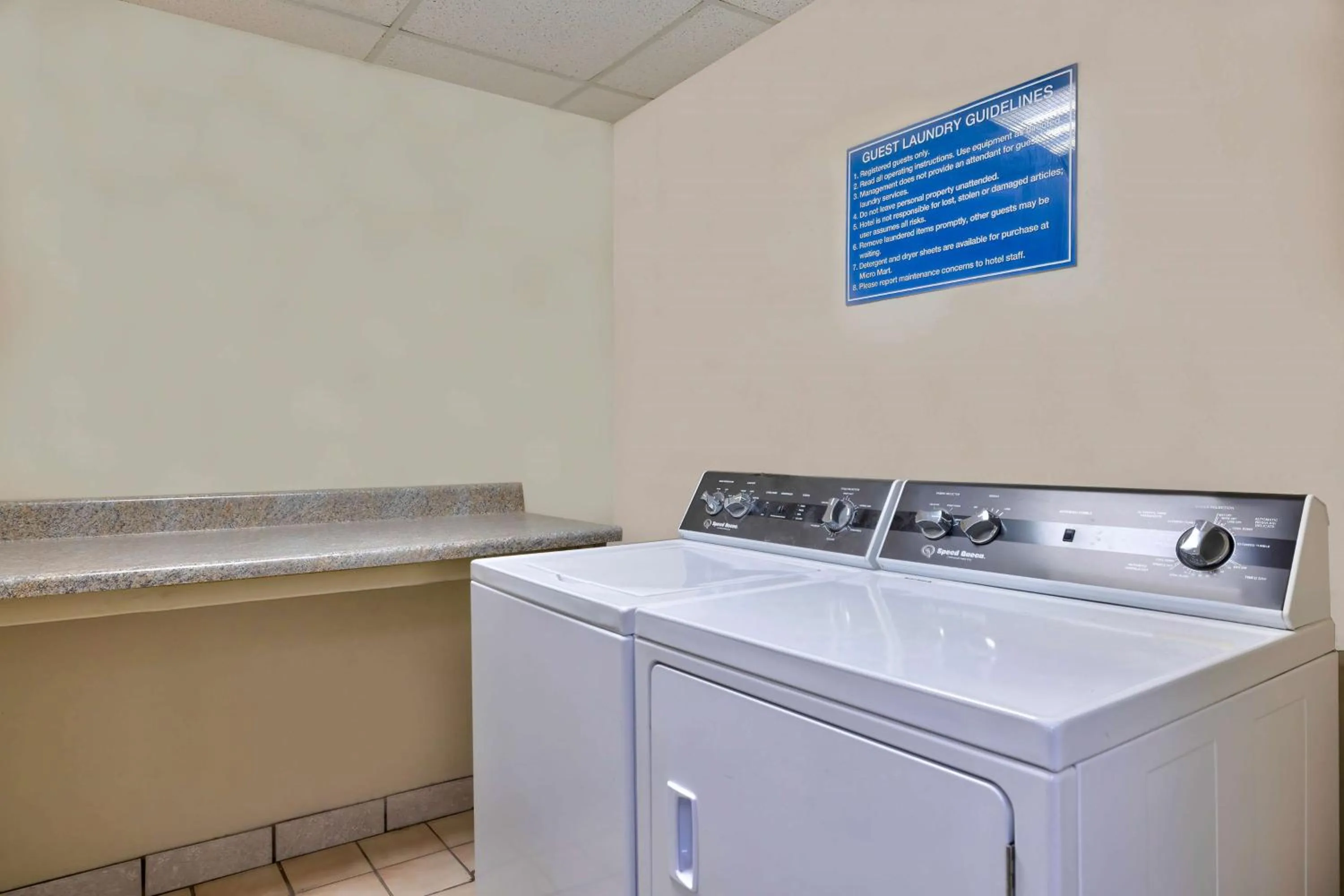 laundry in Studio 6 Bartlesville - OK