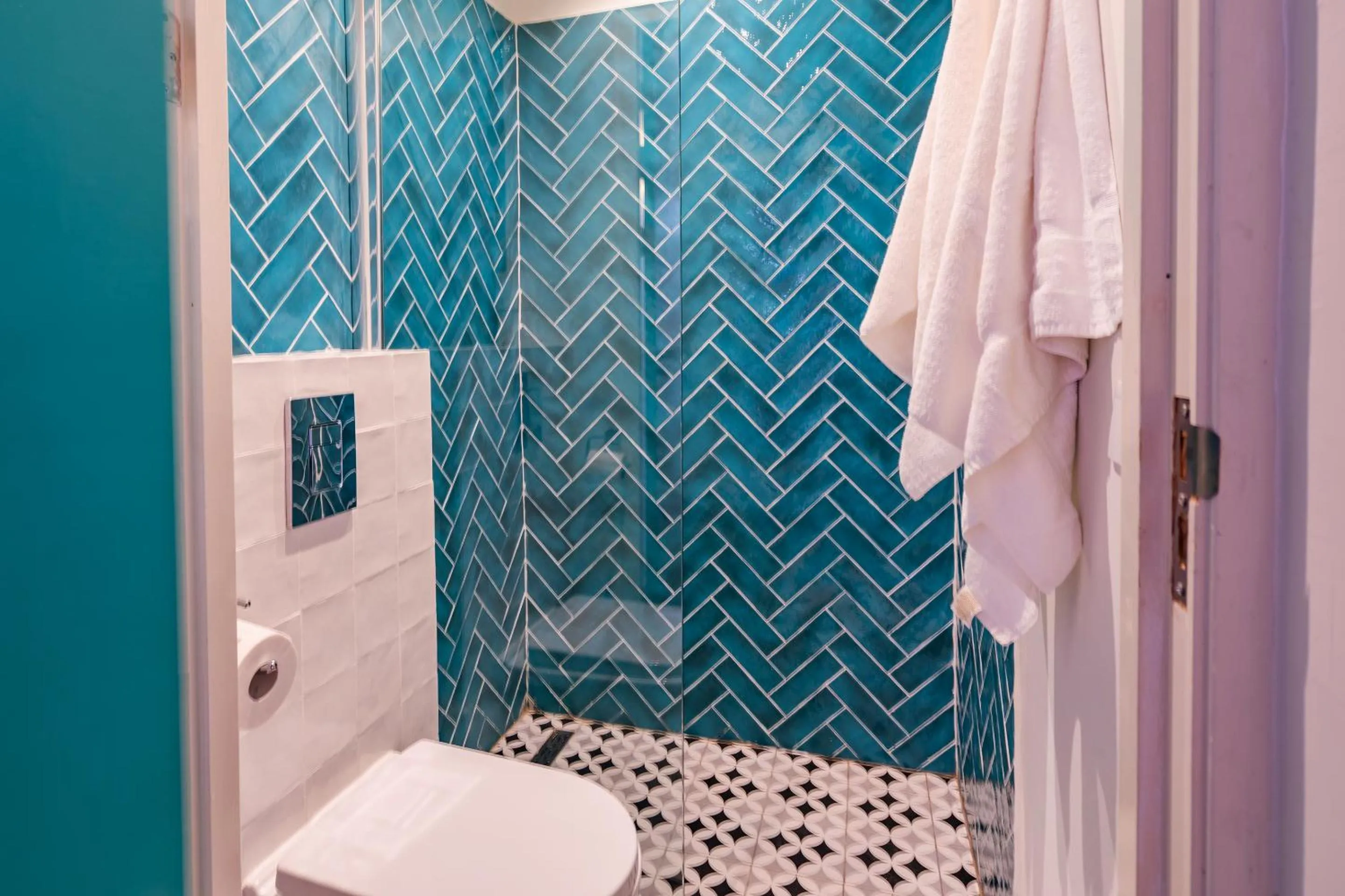 Toilet in Wynwood Boutique Hotel