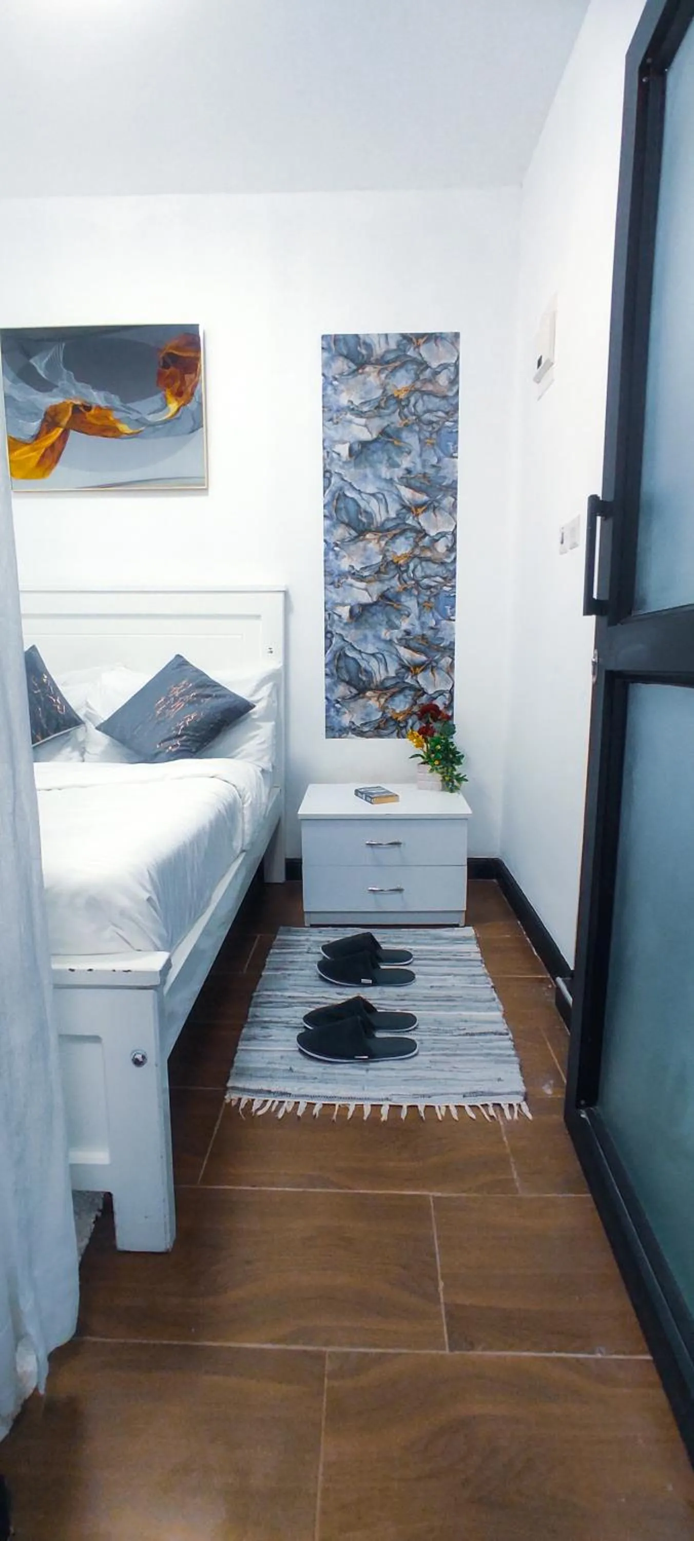 Bed in Dukes Suites