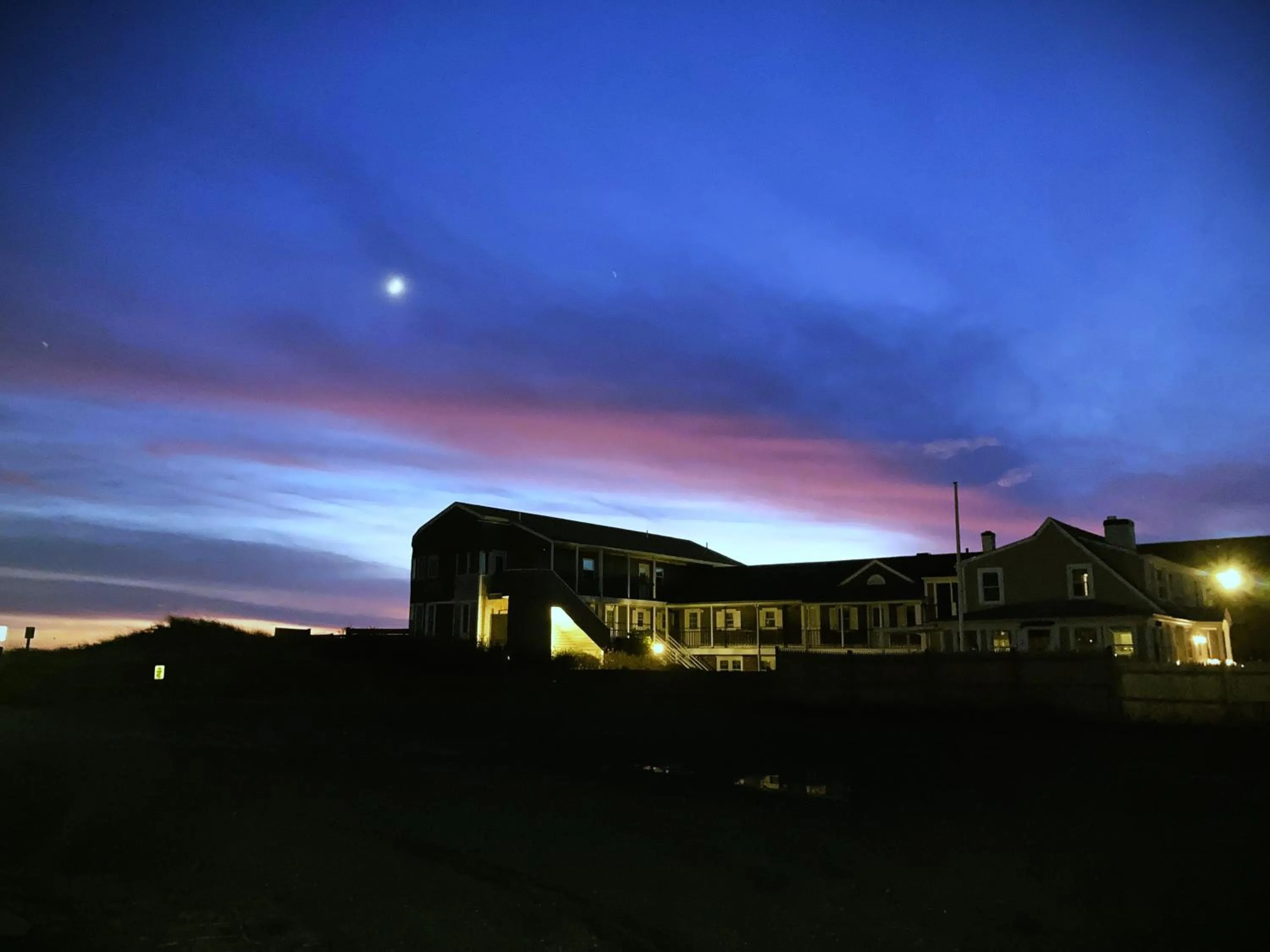 Property building in Seashell Motel