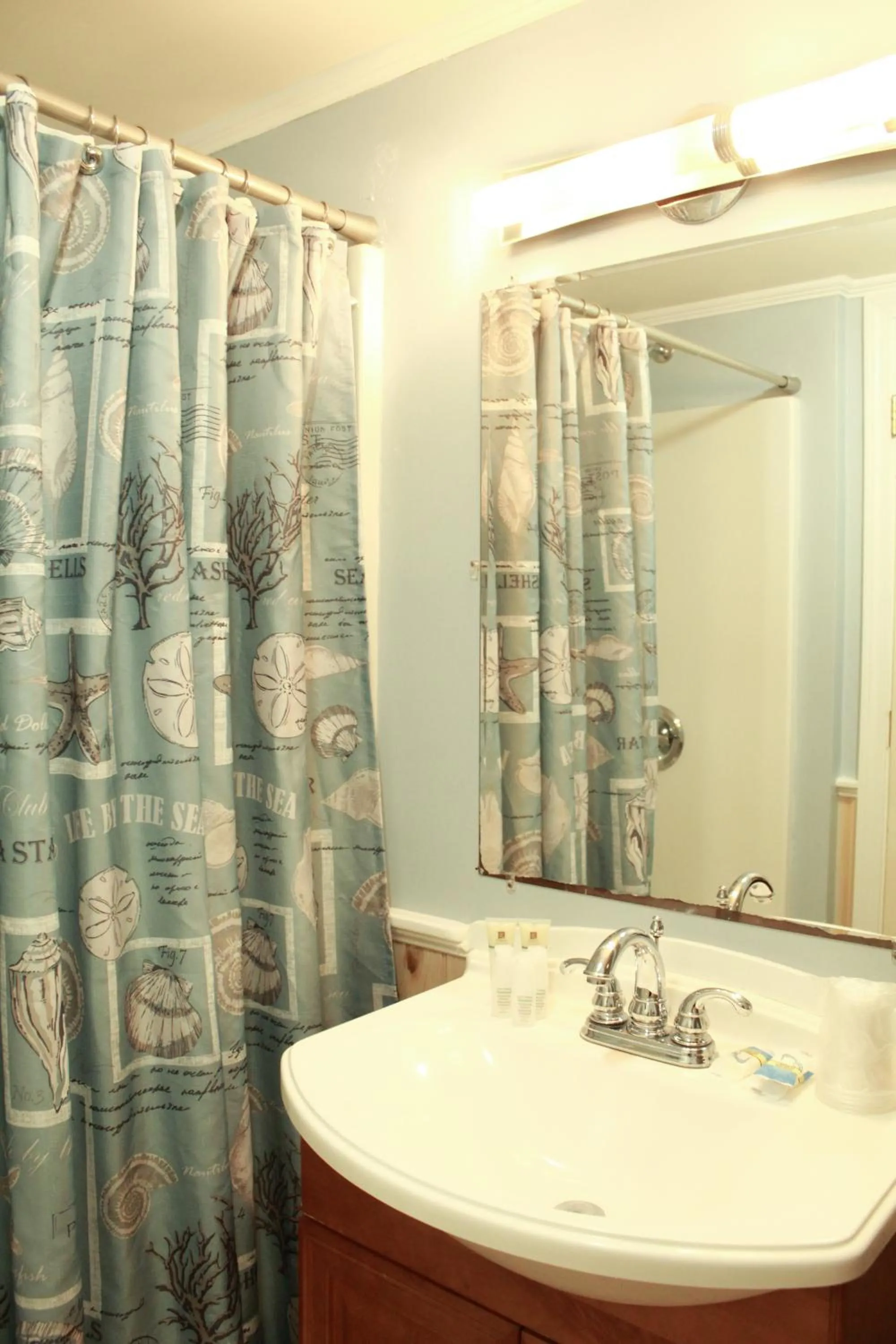 Shower in Seashell Motel
