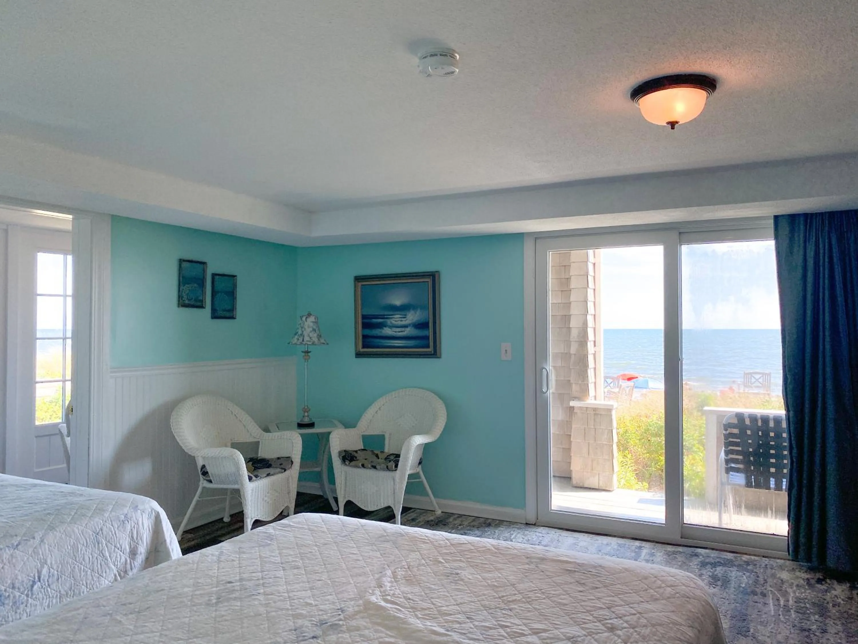 Bed in Seashell Motel