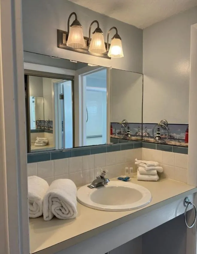 Bathroom in Seashell Motel