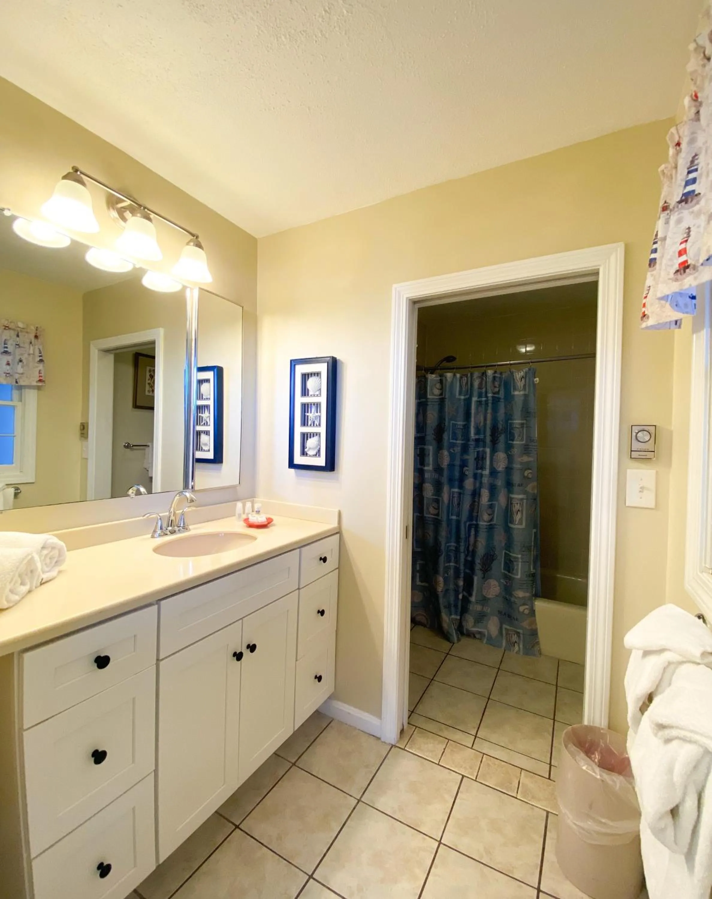 Bathroom in Seashell Motel