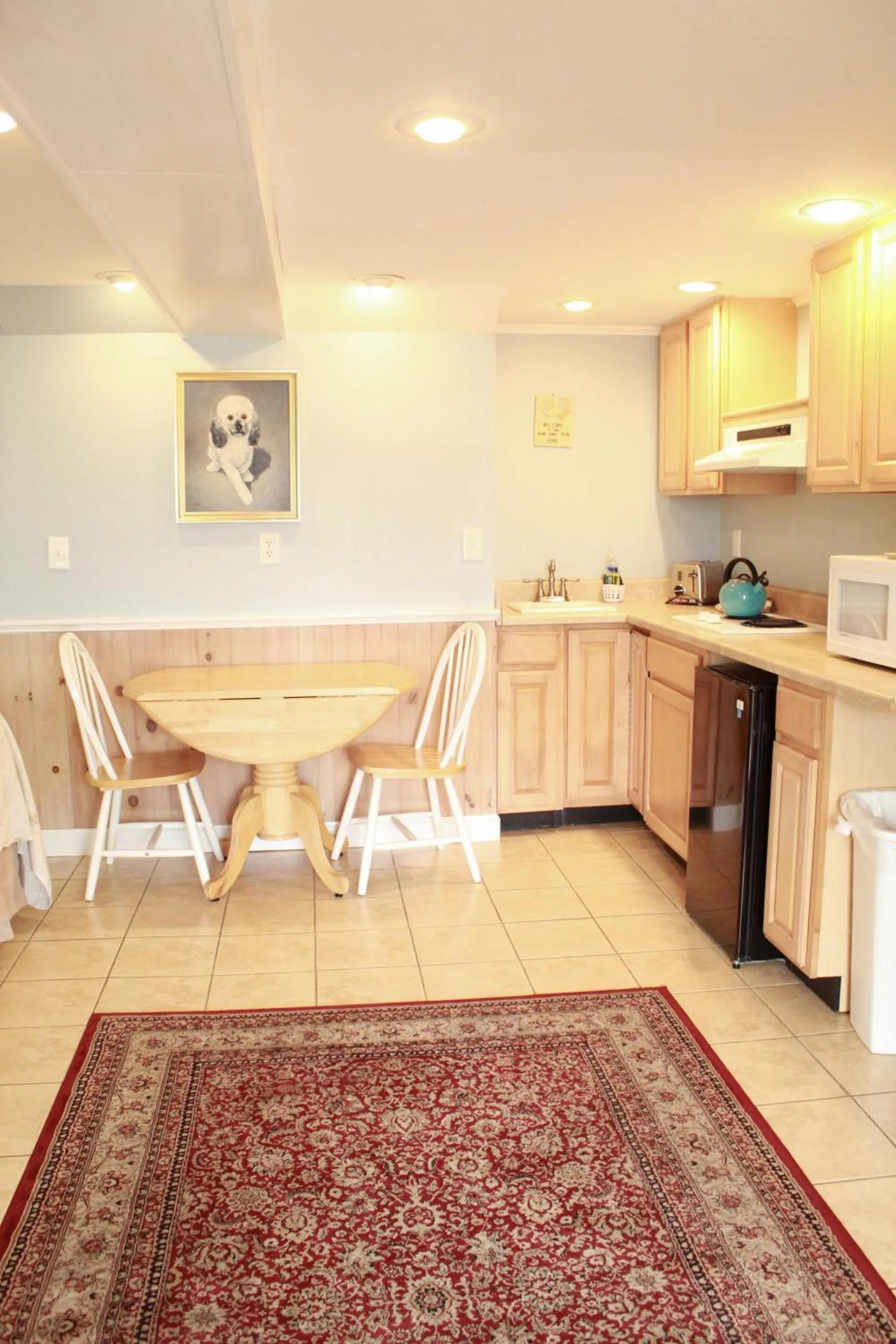 Kitchen or kitchenette in Seashell Motel