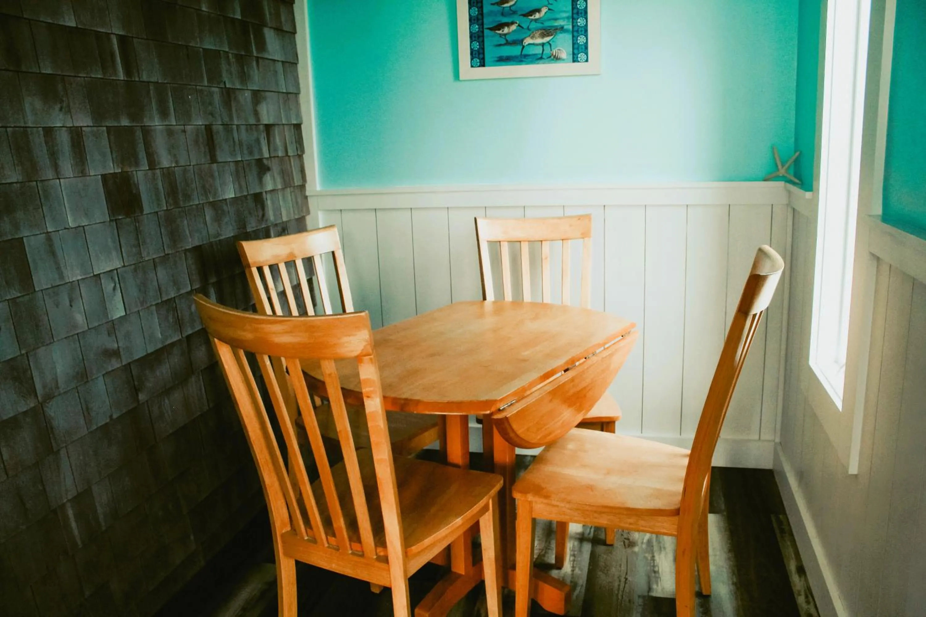 Dining area in Seashell Motel