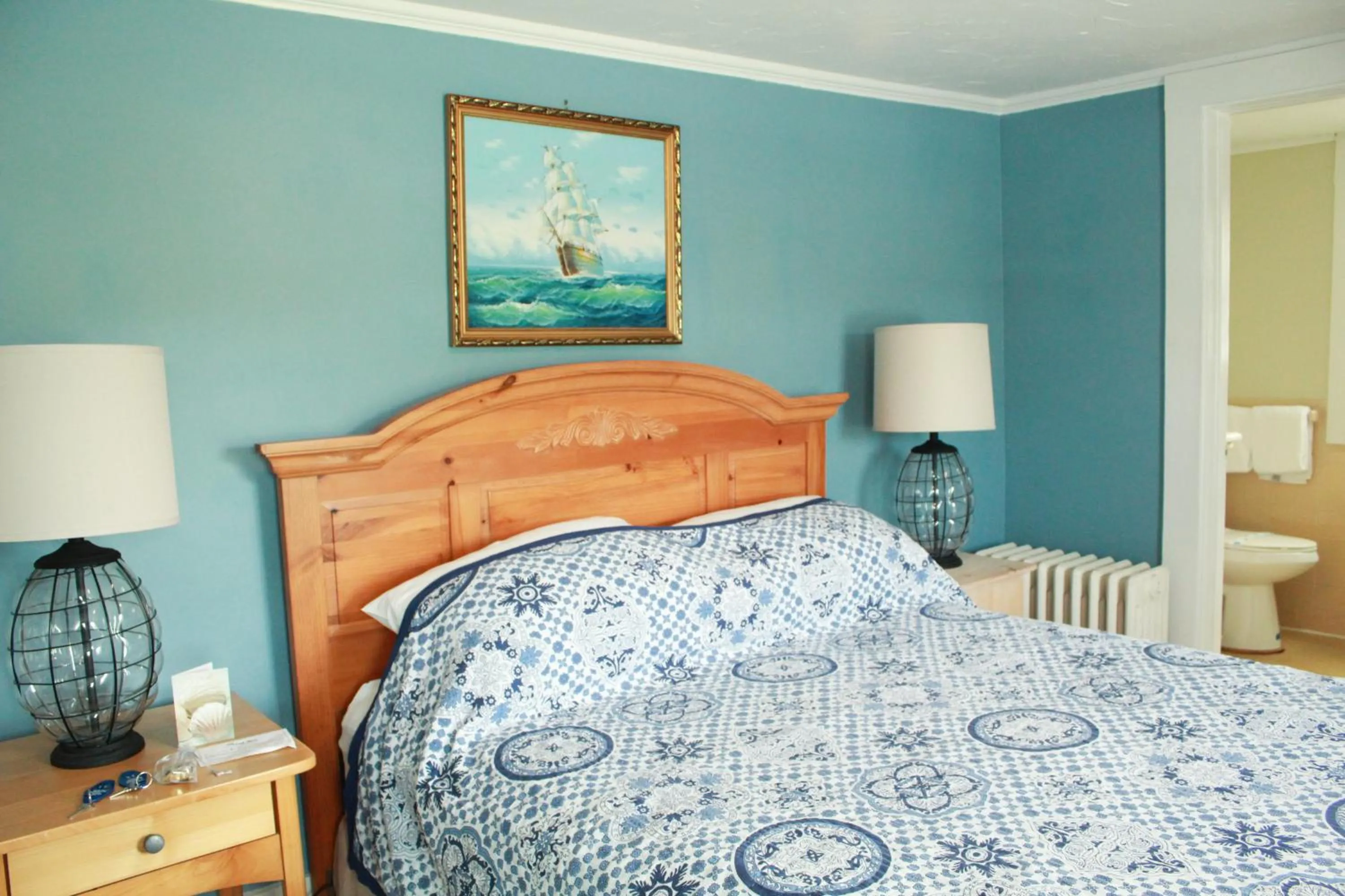 Bed in Seashell Motel