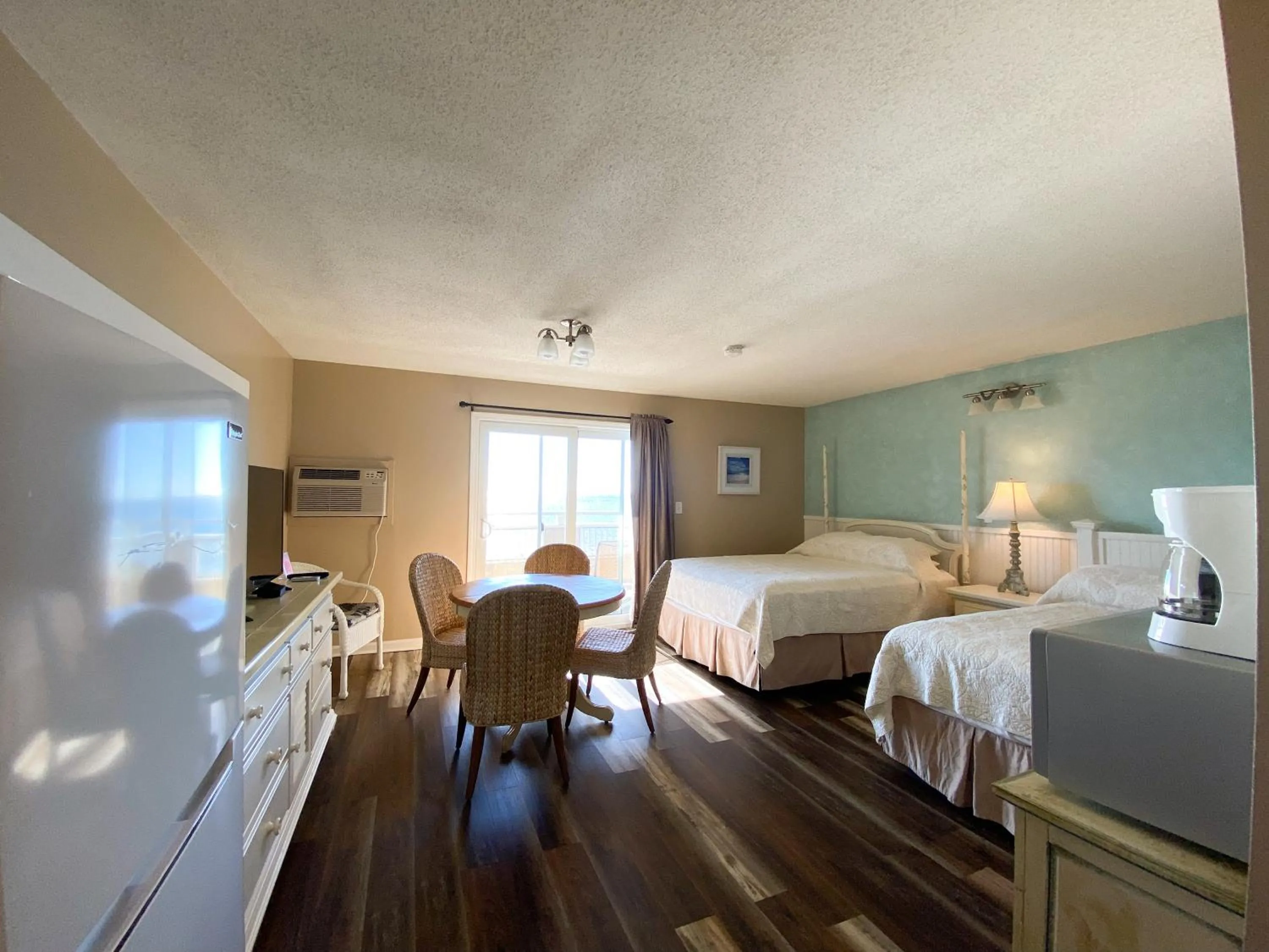 Bed in Seashell Motel