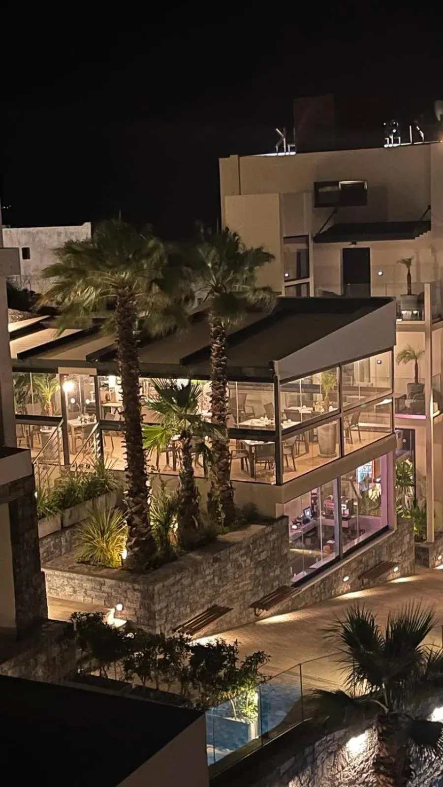 Restaurant/places to eat in Lazar Lux Suites - Ammoudara Restaurant/places to eat in Lazar Lux Suites - Ammoudara