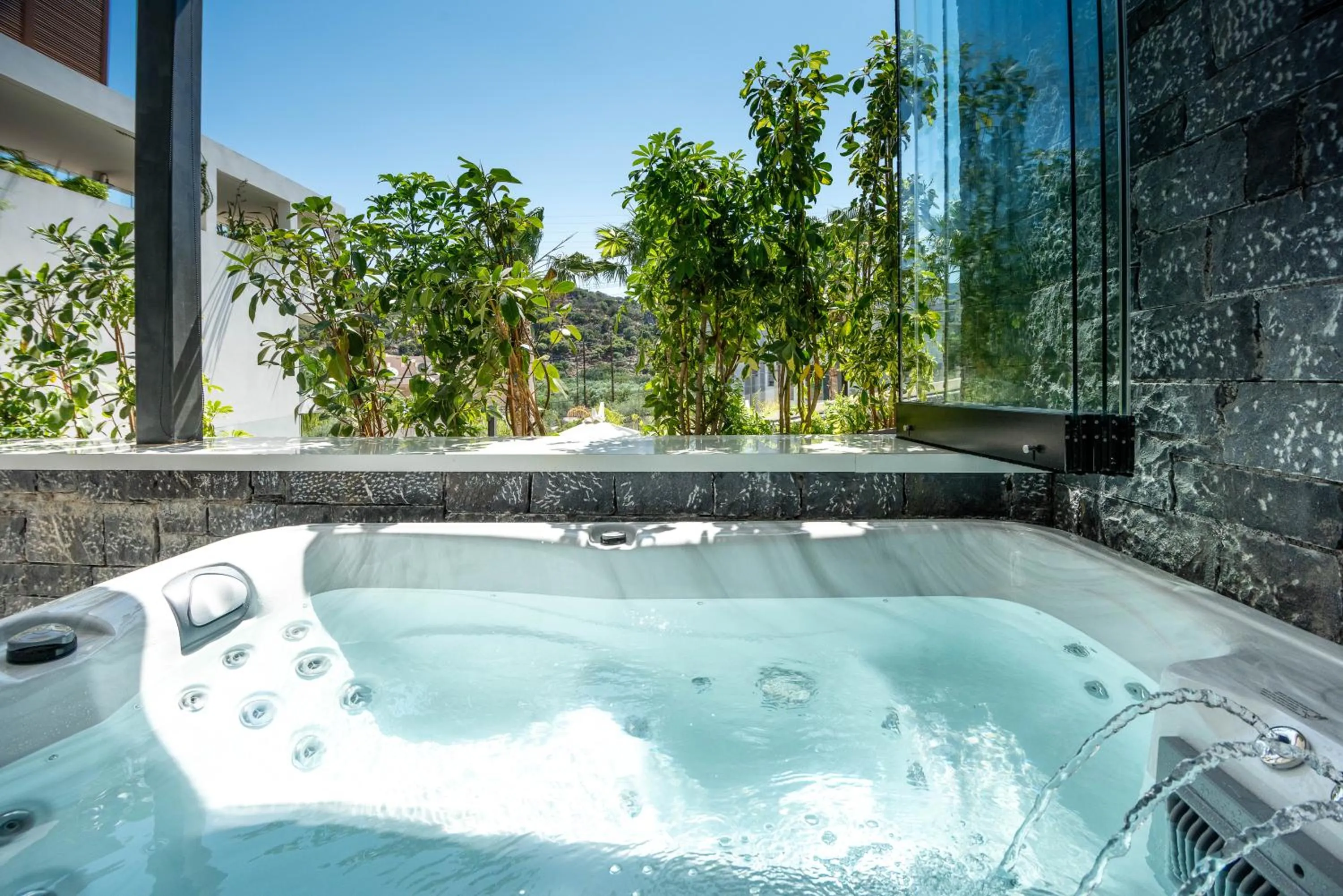 Hot Tub in Lazar Lux Suites - Ammoudara