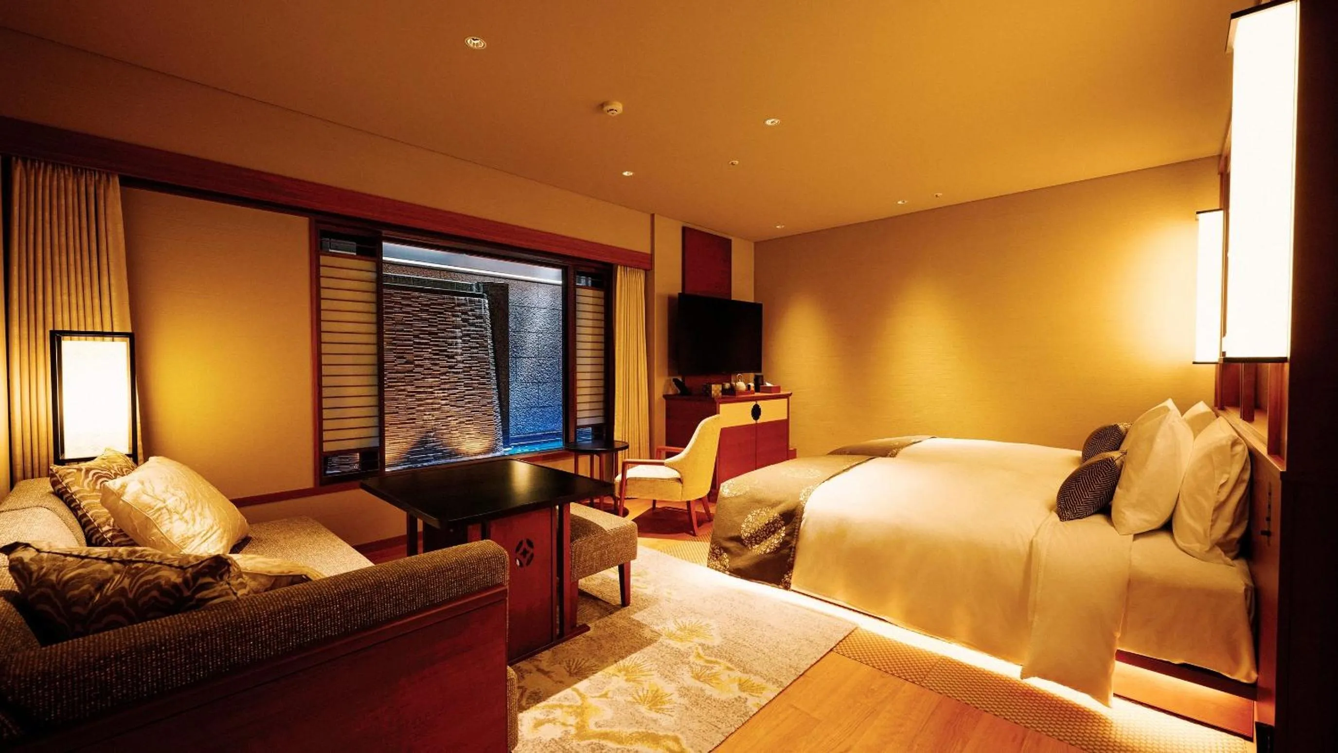 Bed in Sora Niwa Terrace Kyoto Bettei