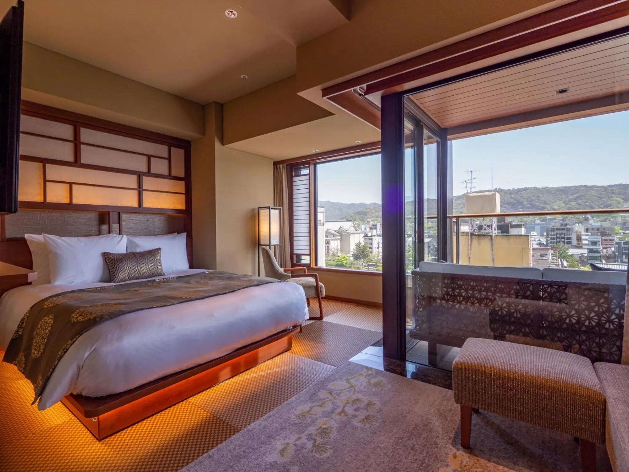 Bed in Sora Niwa Terrace Kyoto Bettei