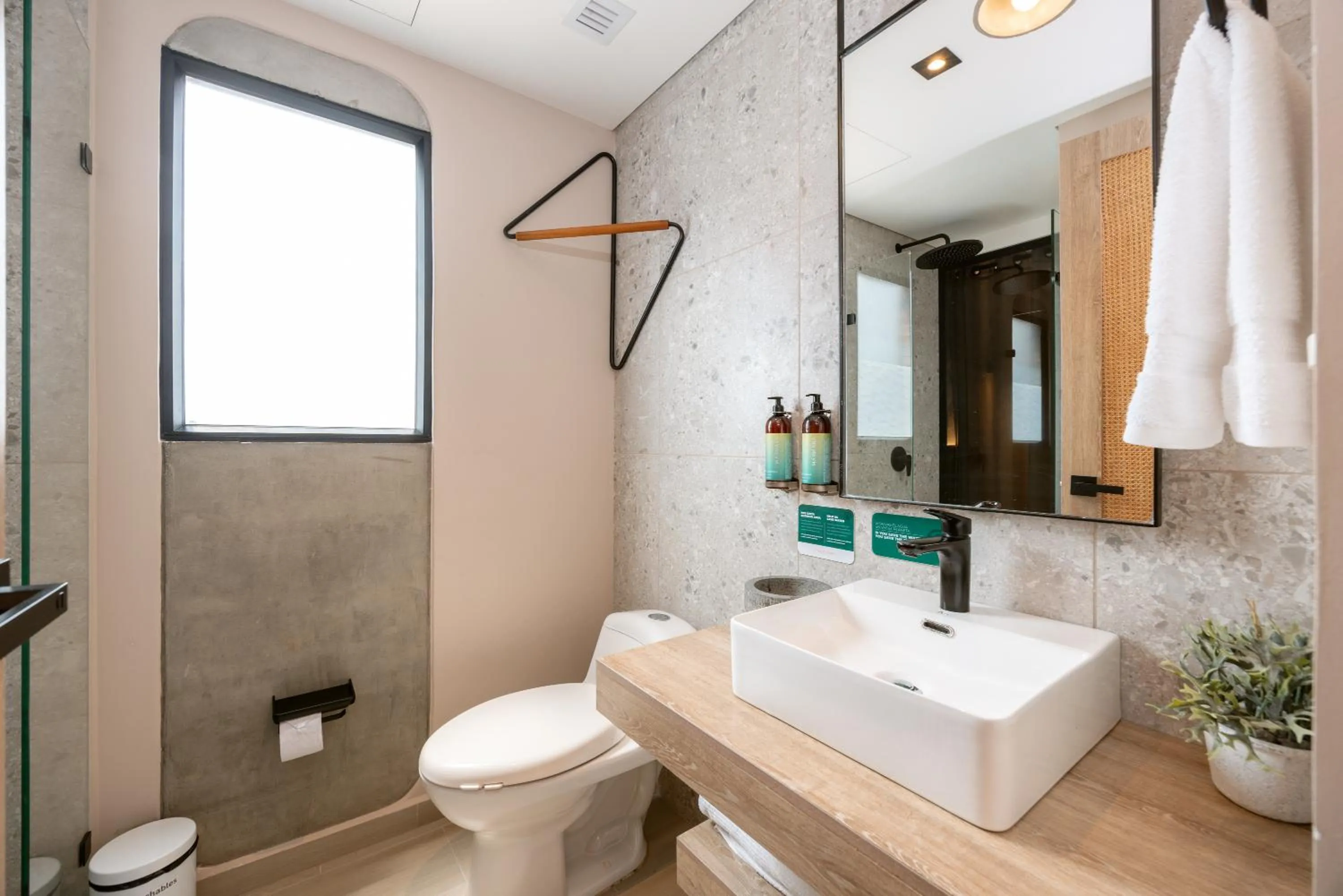 Bathroom in Landmark Hotel