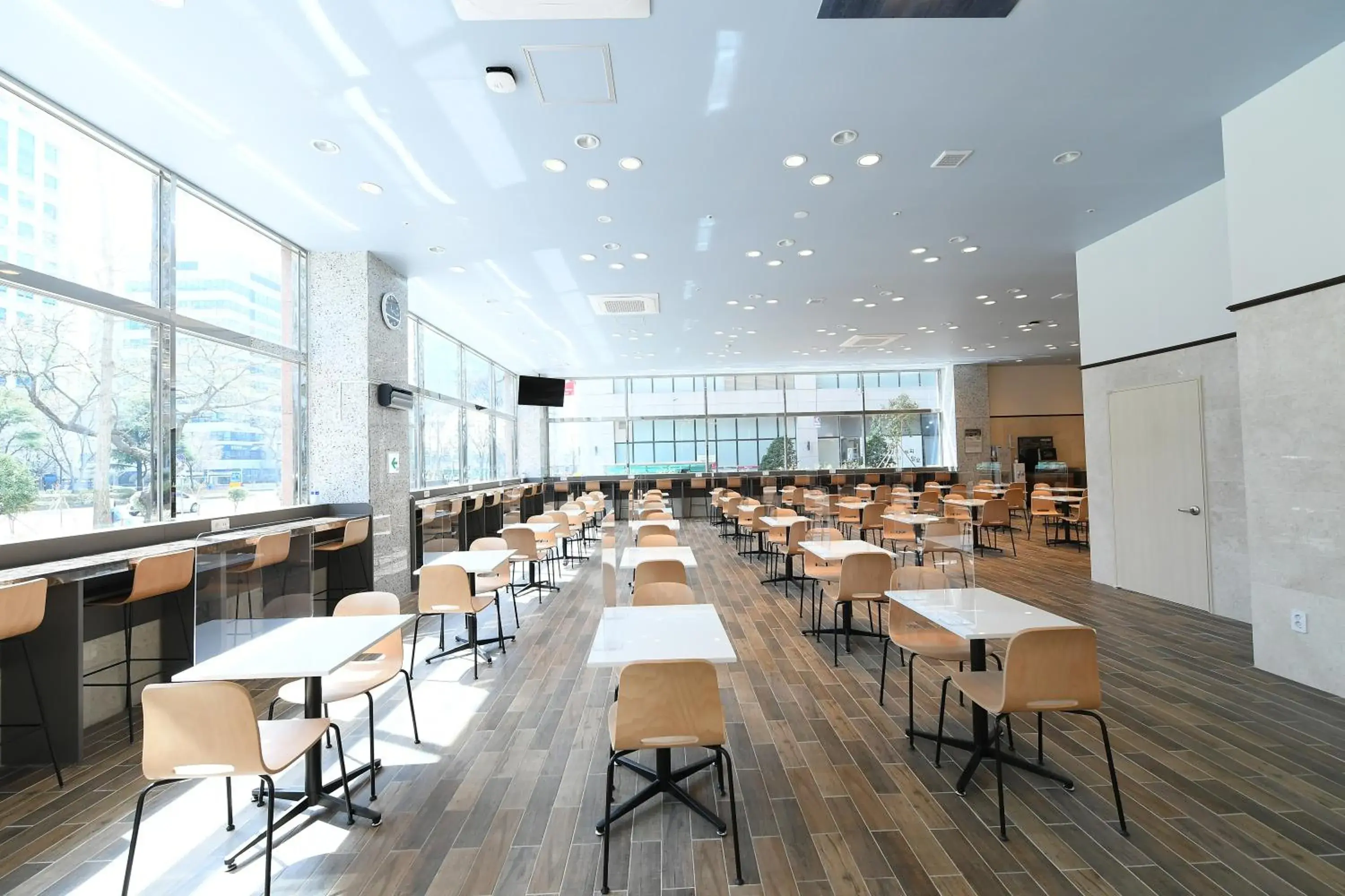 Restaurant/places to eat in Toyoko Inn Changwon Restaurant/places to eat in Toyoko Inn Changwon