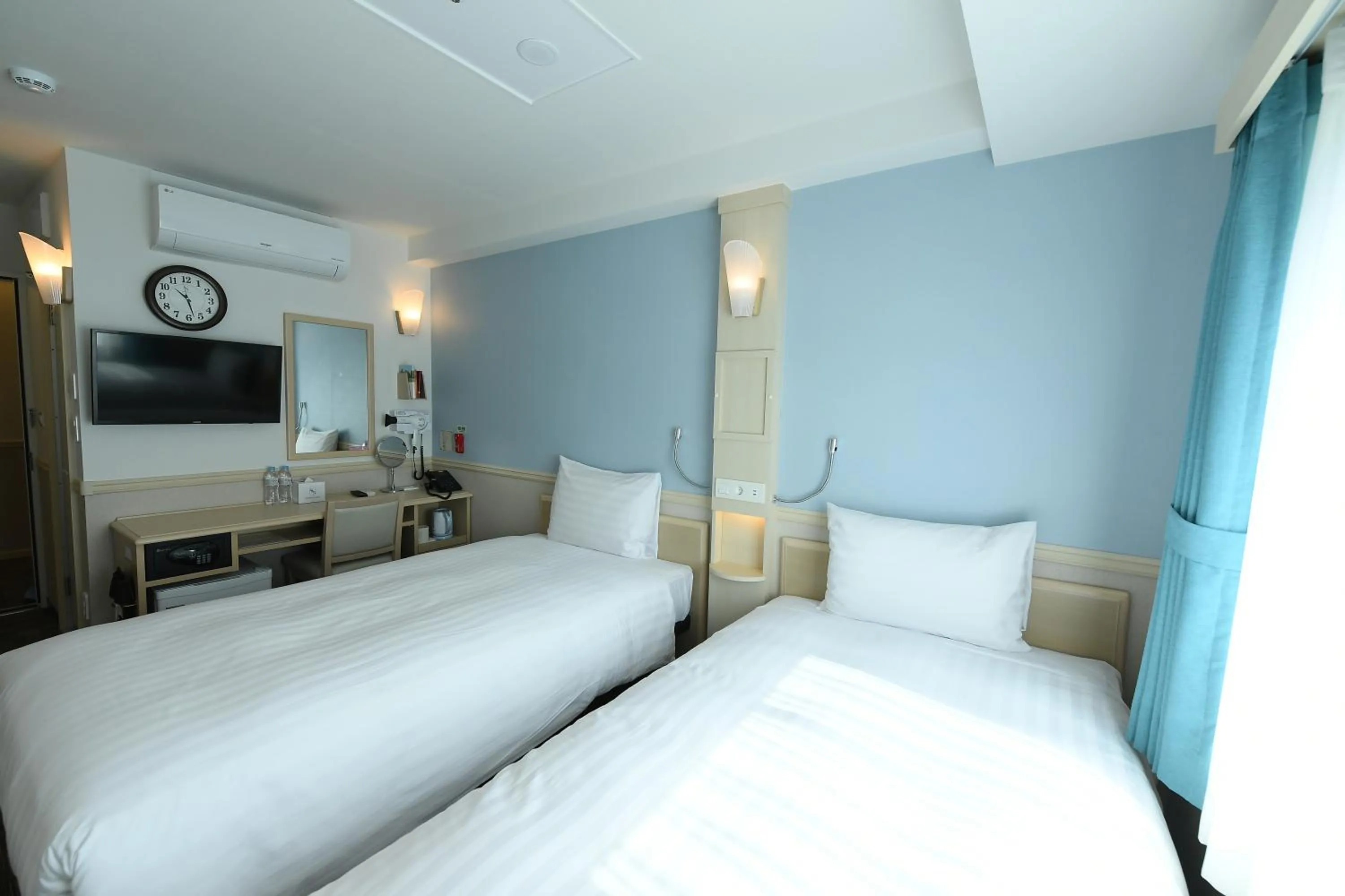 Bed in Toyoko Inn Changwon