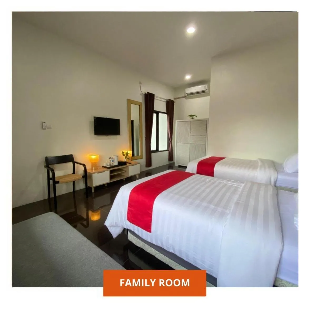 Bed in Wanitatama Hotel & Convention Hall