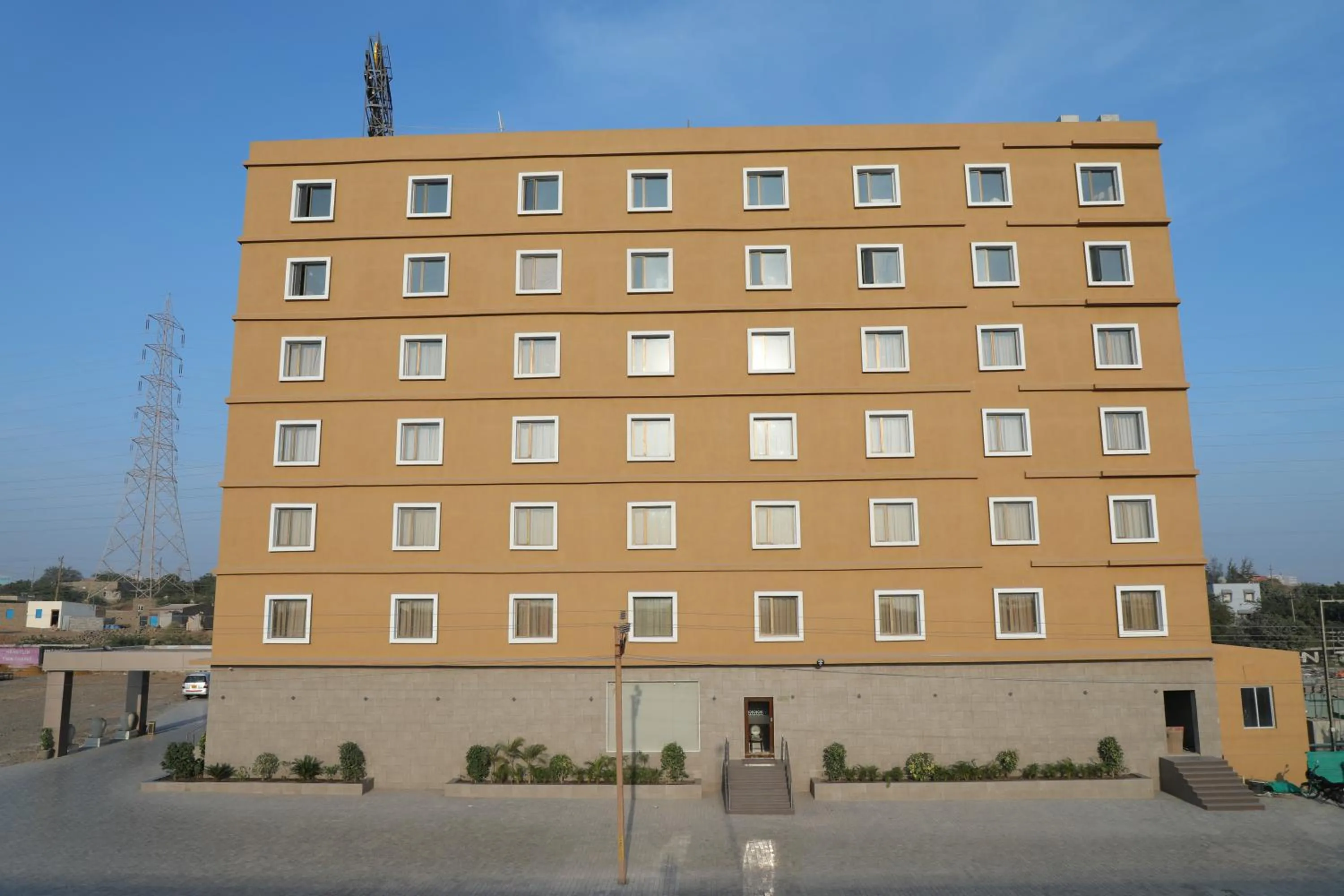 Property building in OAKTREE HOTEL