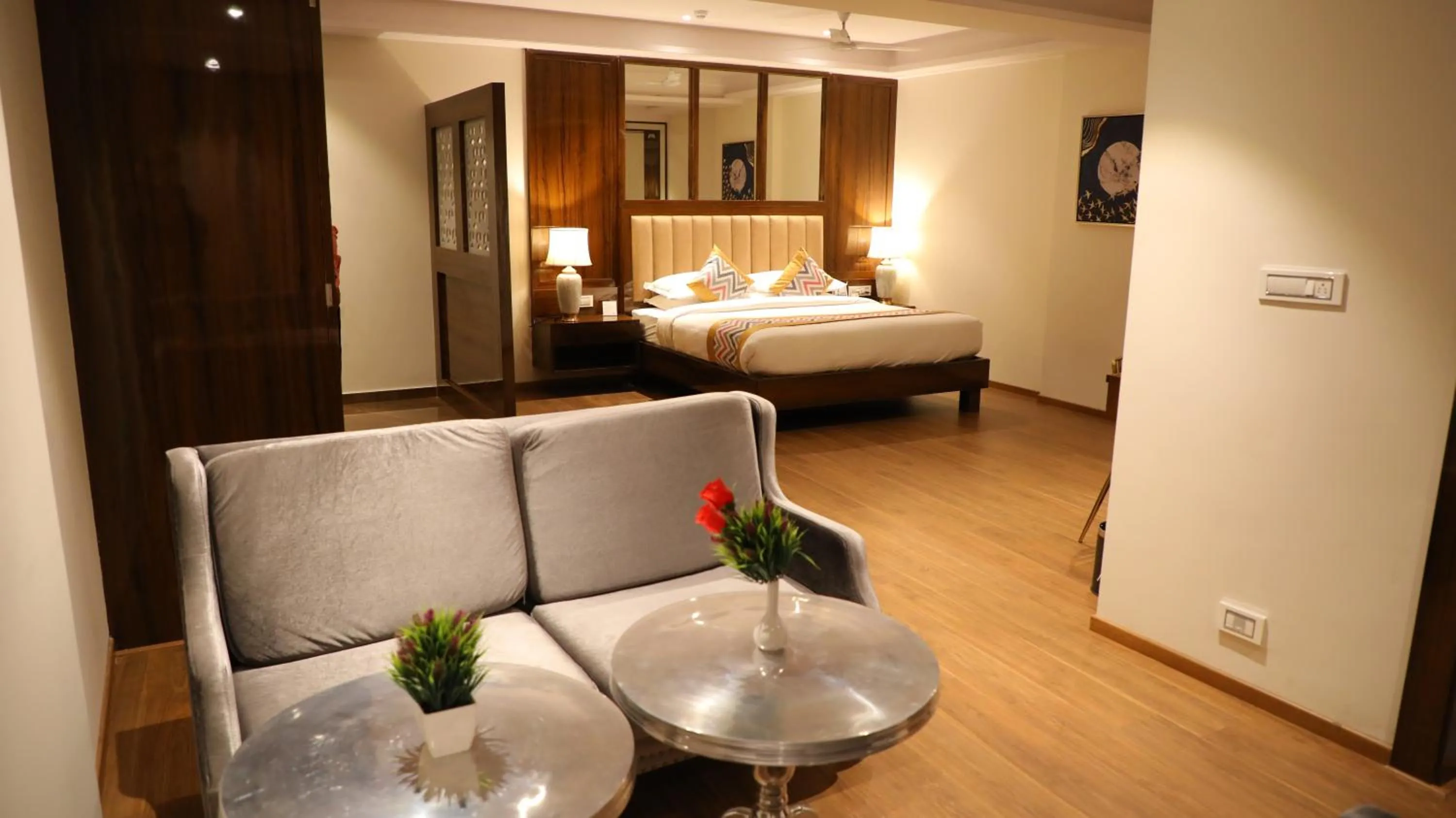Photo of the whole room, Bed in OAKTREE HOTEL