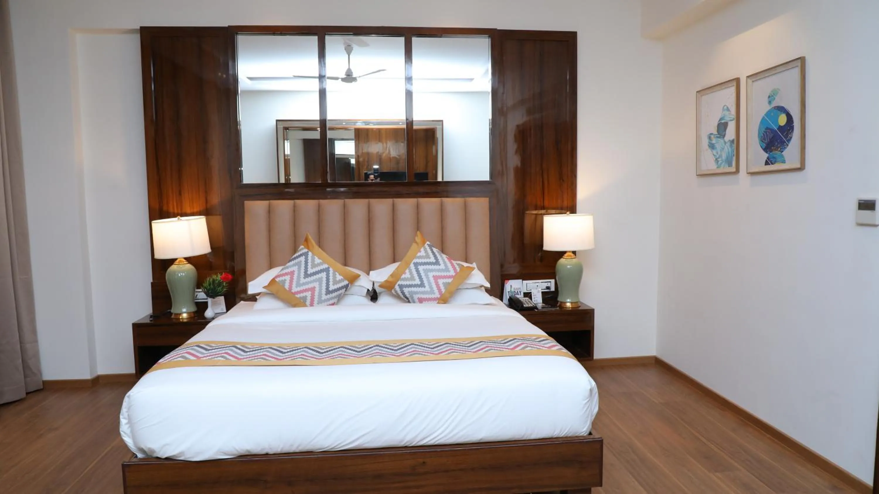 Photo of the whole room, Bed in OAKTREE HOTEL